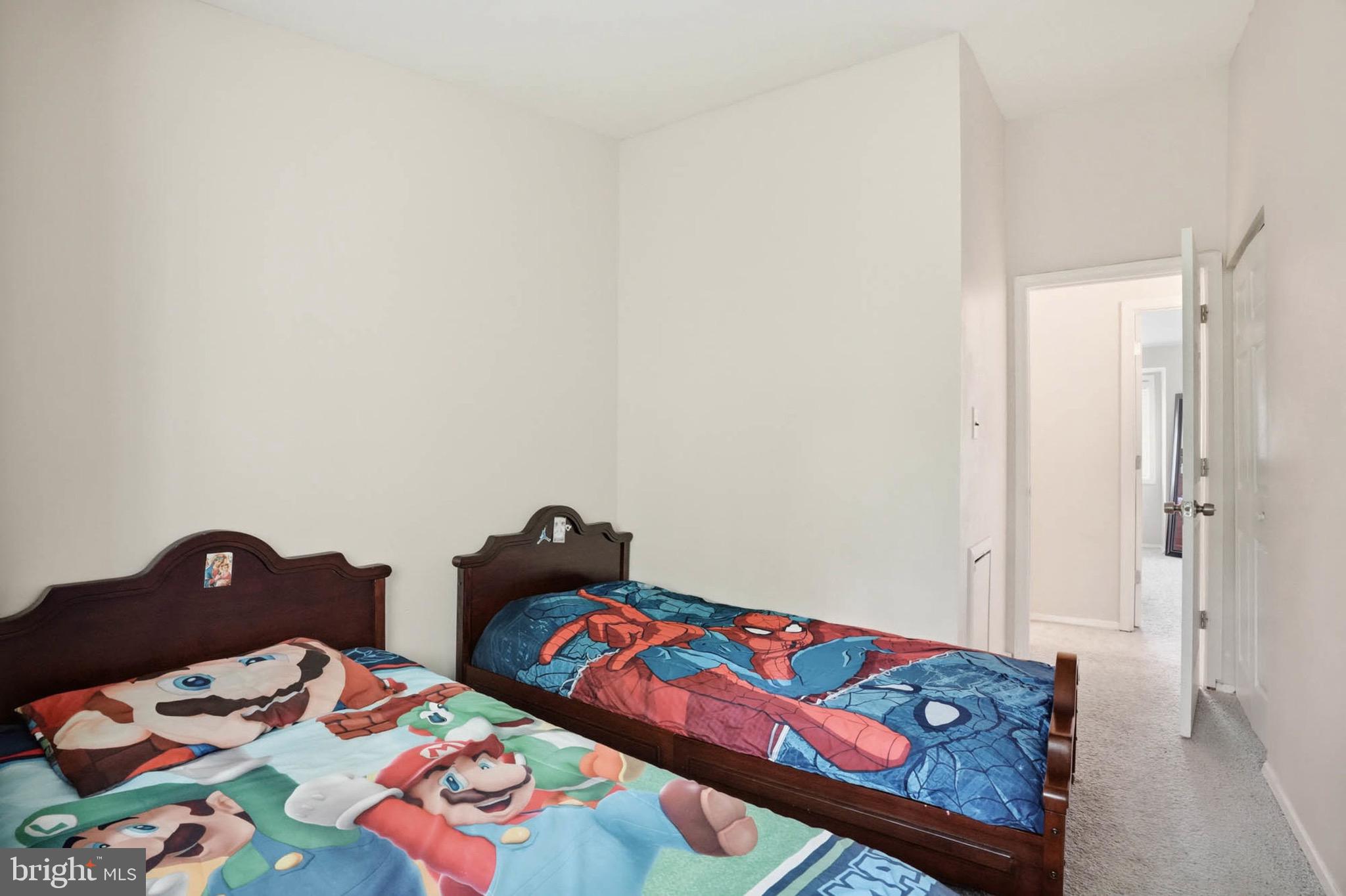 VILLAGE OF OAKLAND MILLS - Residential