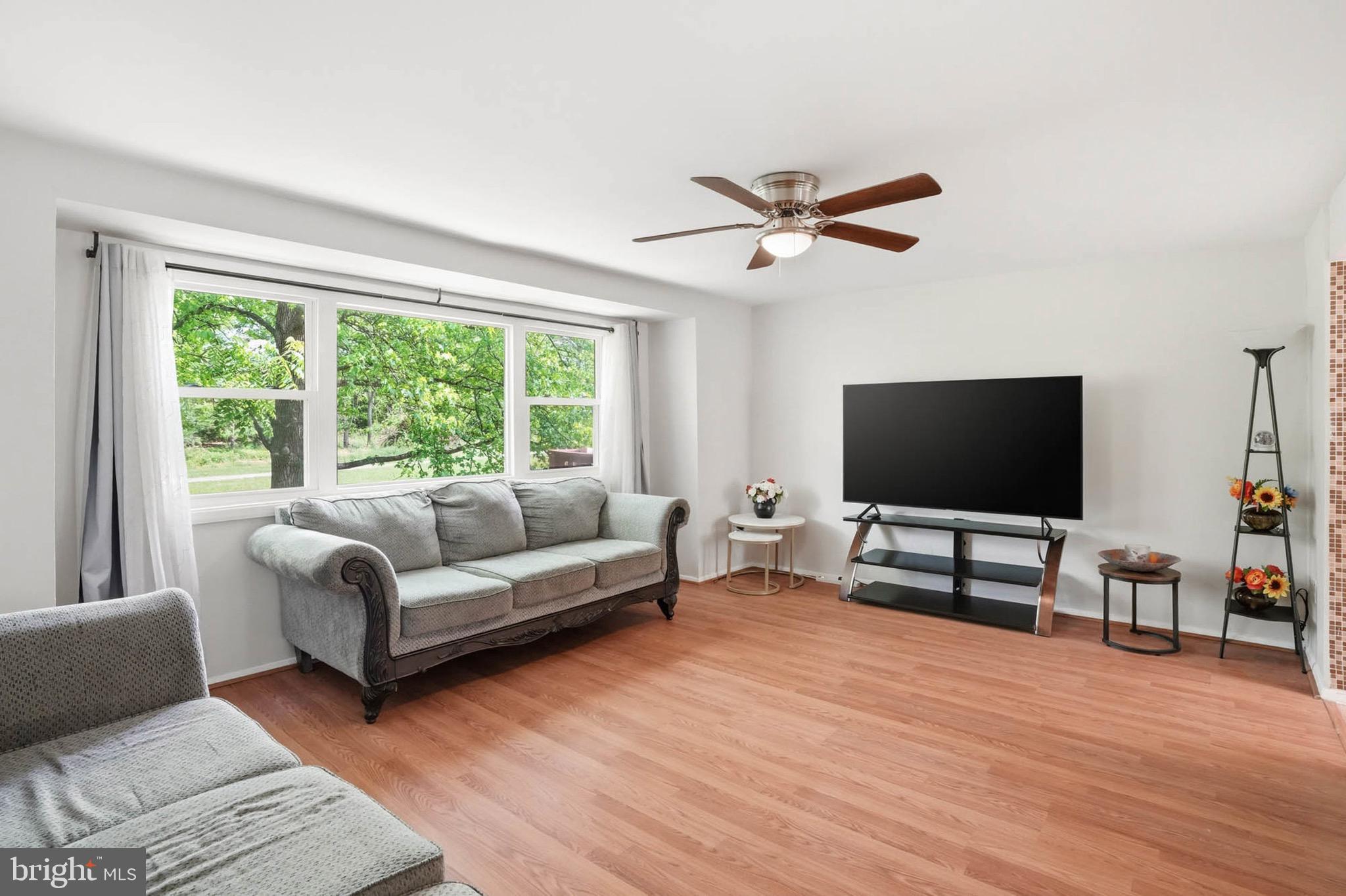 VILLAGE OF OAKLAND MILLS - Residential