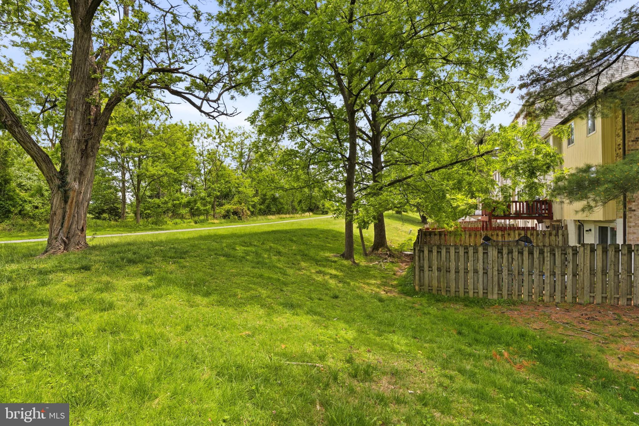 VILLAGE OF OAKLAND MILLS - Residential