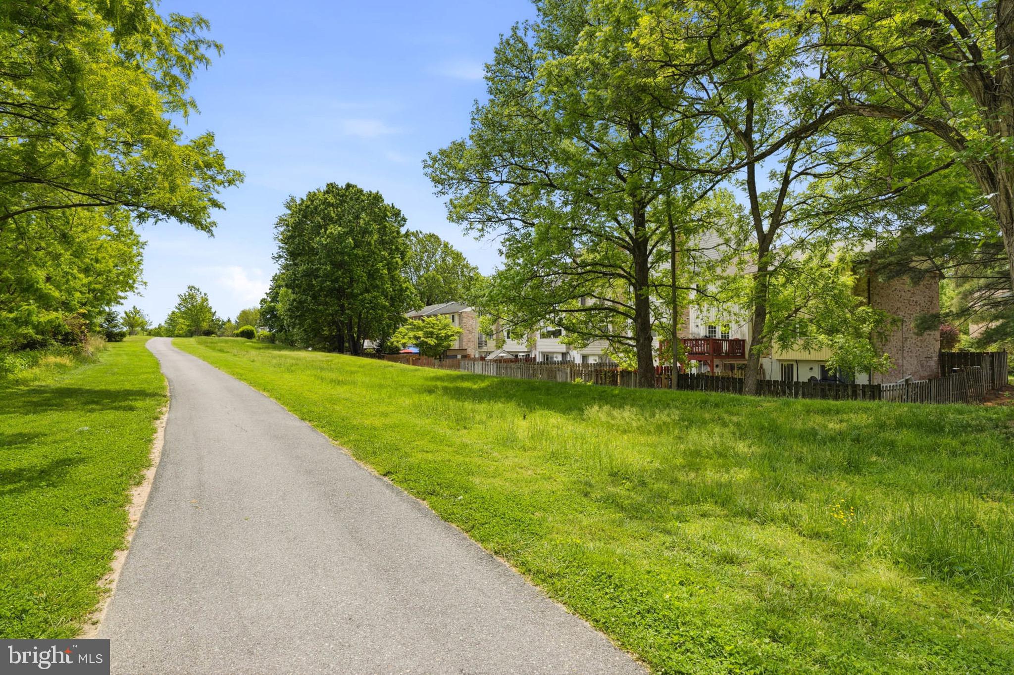 VILLAGE OF OAKLAND MILLS - Residential