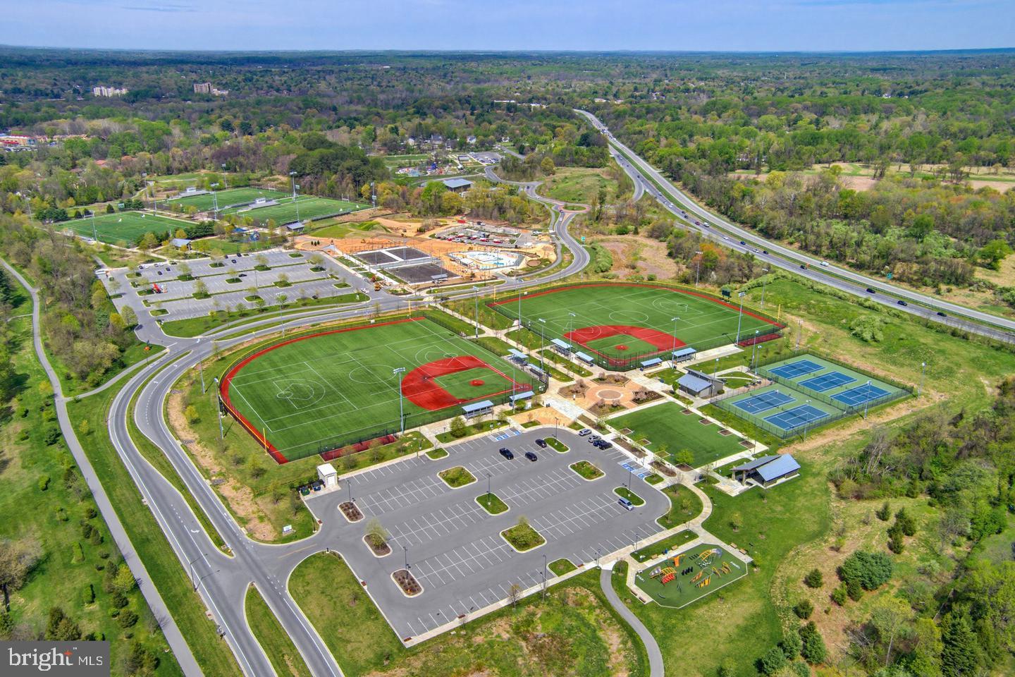 VILLAGE OF OAKLAND MILLS - Residential