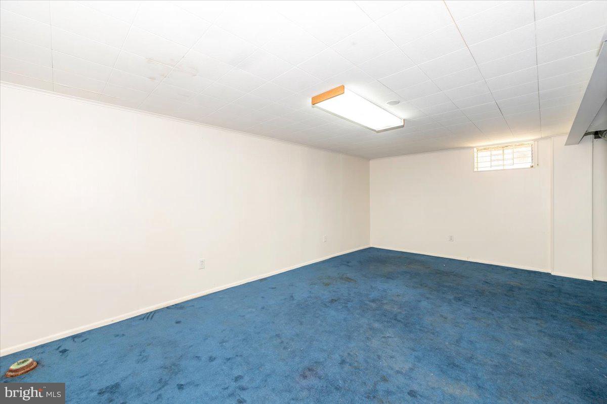 COLLEGE ESTATES - Residential