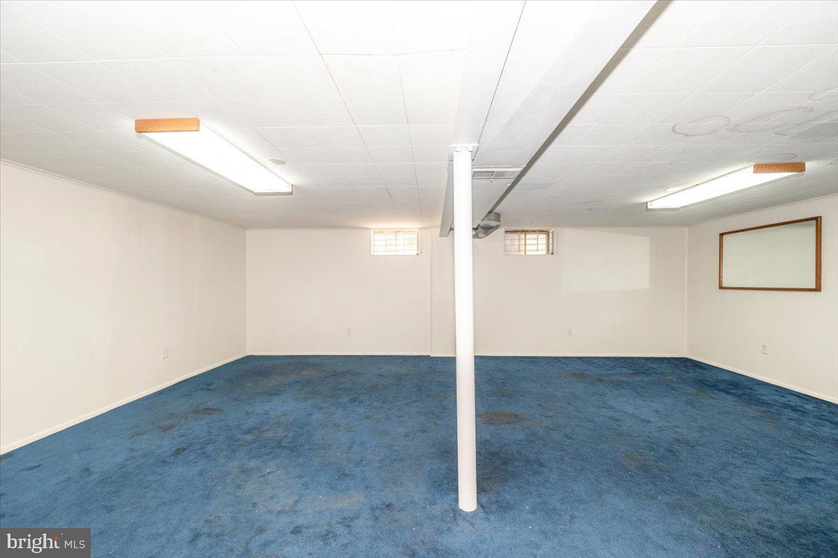 COLLEGE ESTATES - Residential