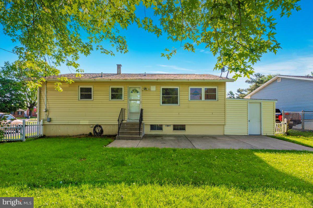 COLLEGE ESTATES - Residential