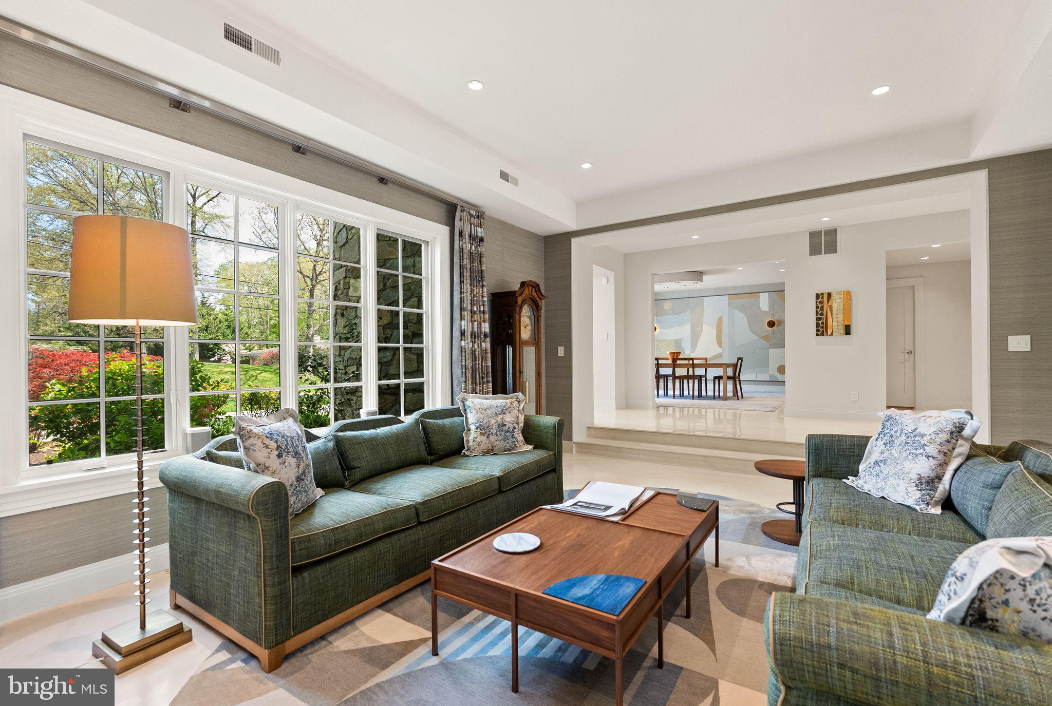 BANNOCKBURN ESTATES - Residential