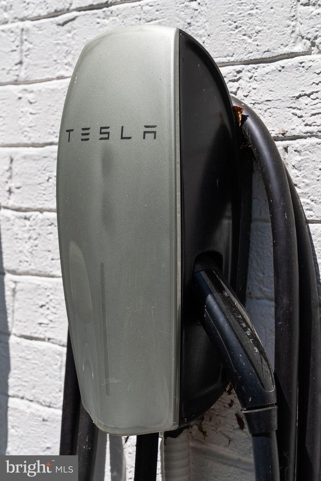 BANNOCKBURN ESTATES - Residential