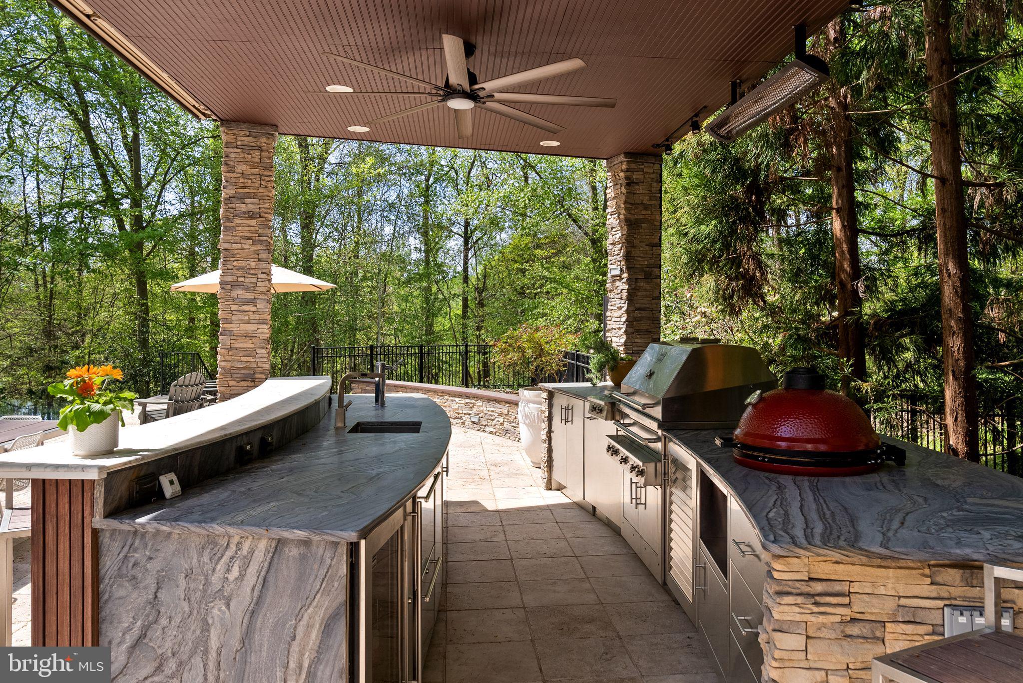 BANNOCKBURN ESTATES - Residential