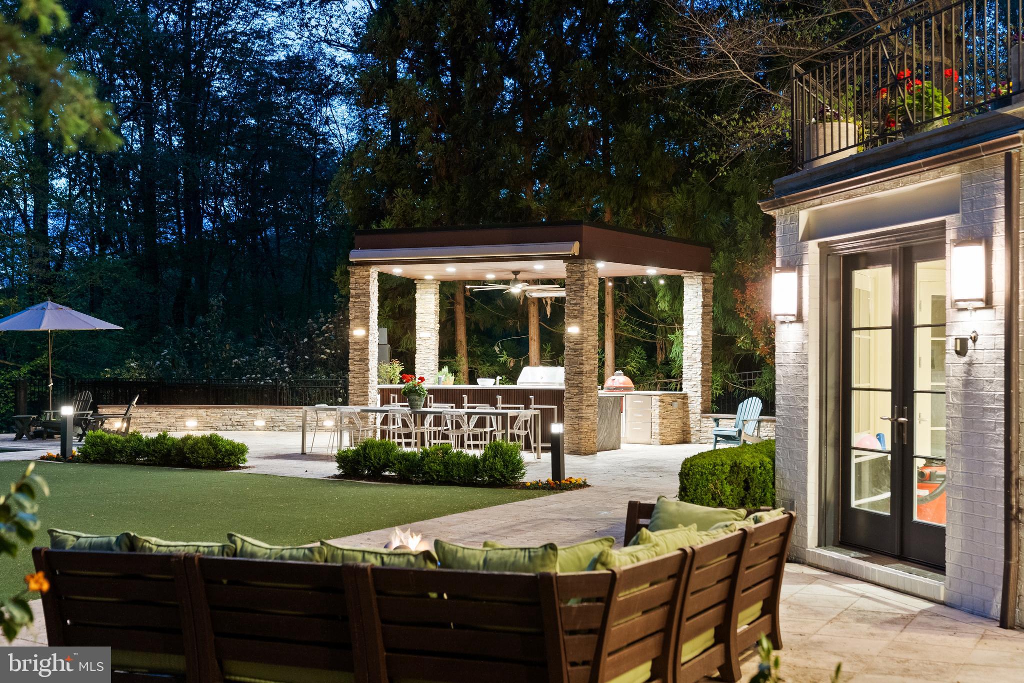 BANNOCKBURN ESTATES - Residential