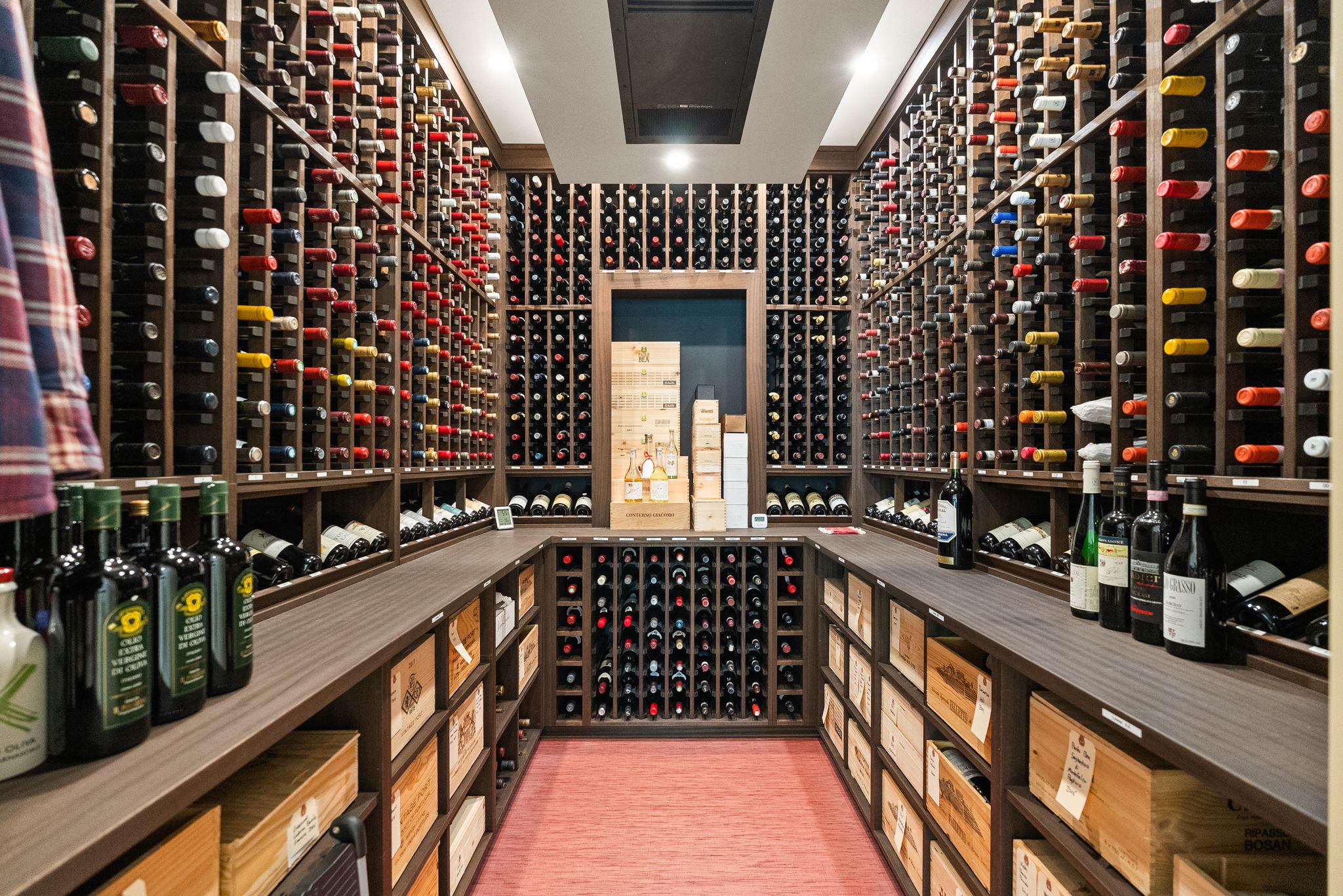 BANNOCKBURN ESTATES - Residential