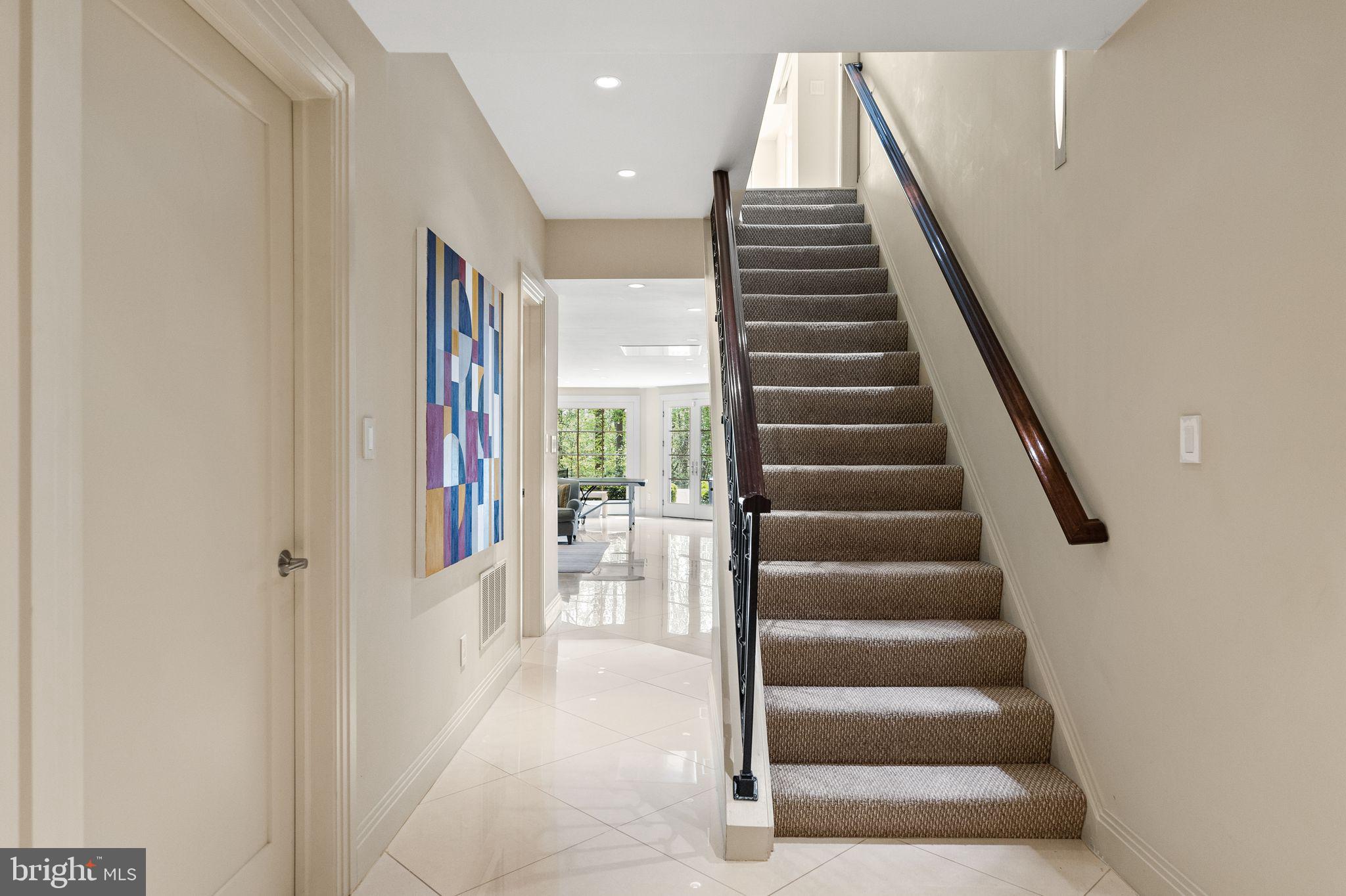 BANNOCKBURN ESTATES - Residential