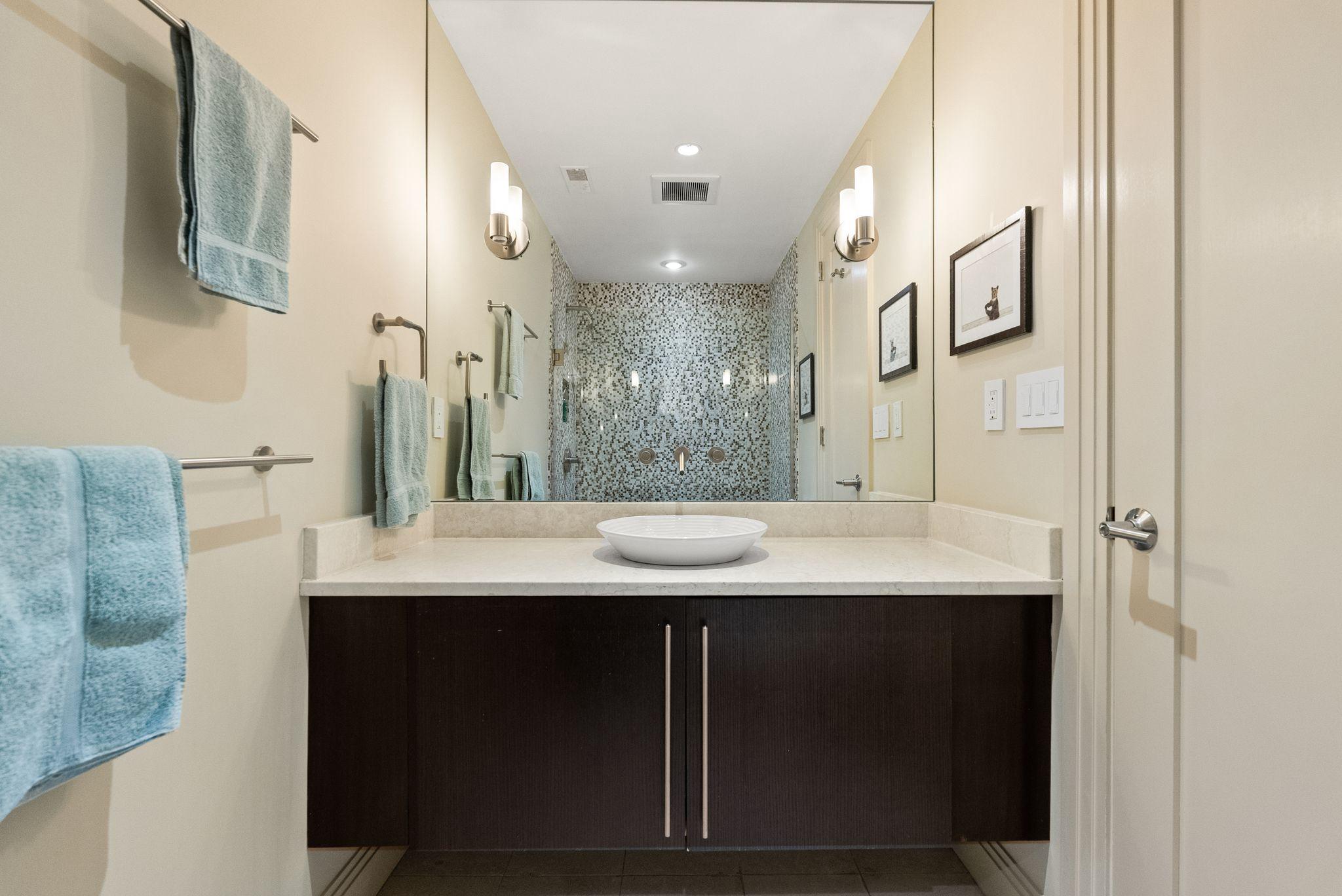 BANNOCKBURN ESTATES - Residential