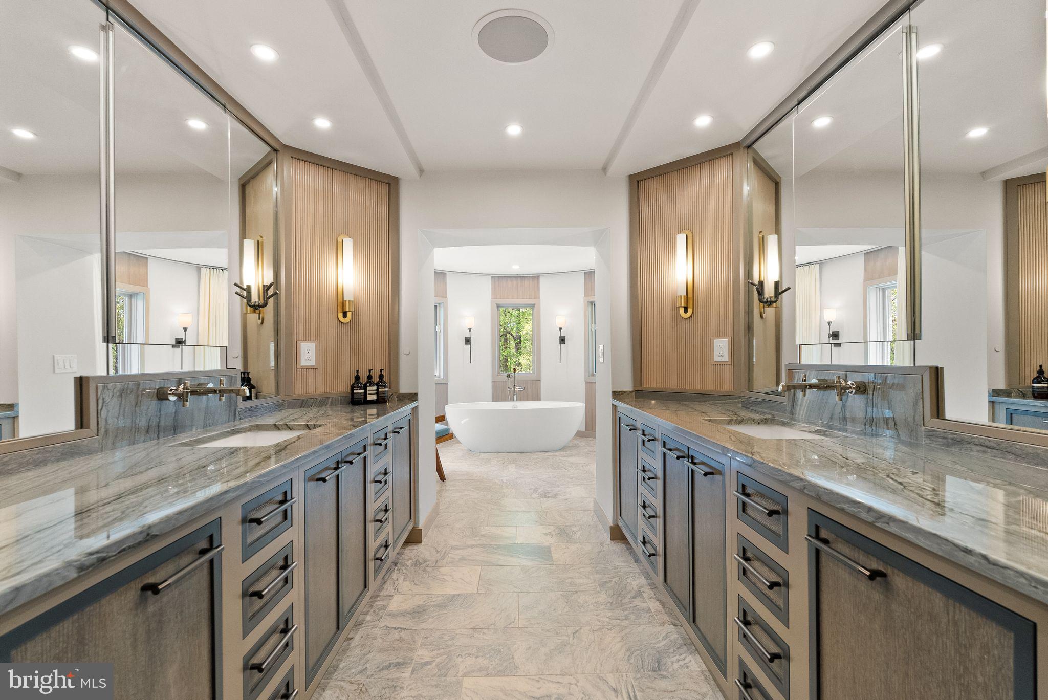 BANNOCKBURN ESTATES - Residential