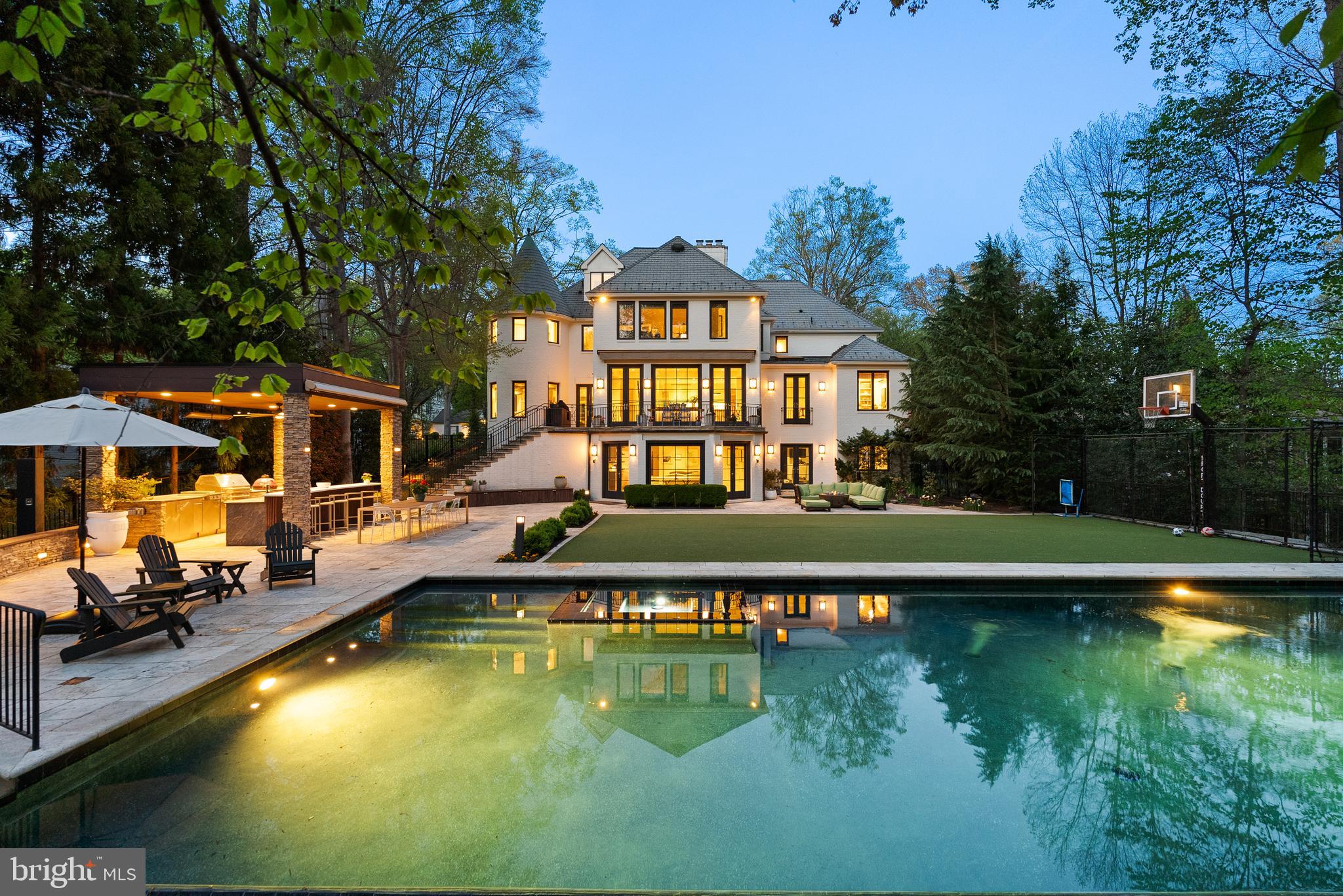 BANNOCKBURN ESTATES - Residential