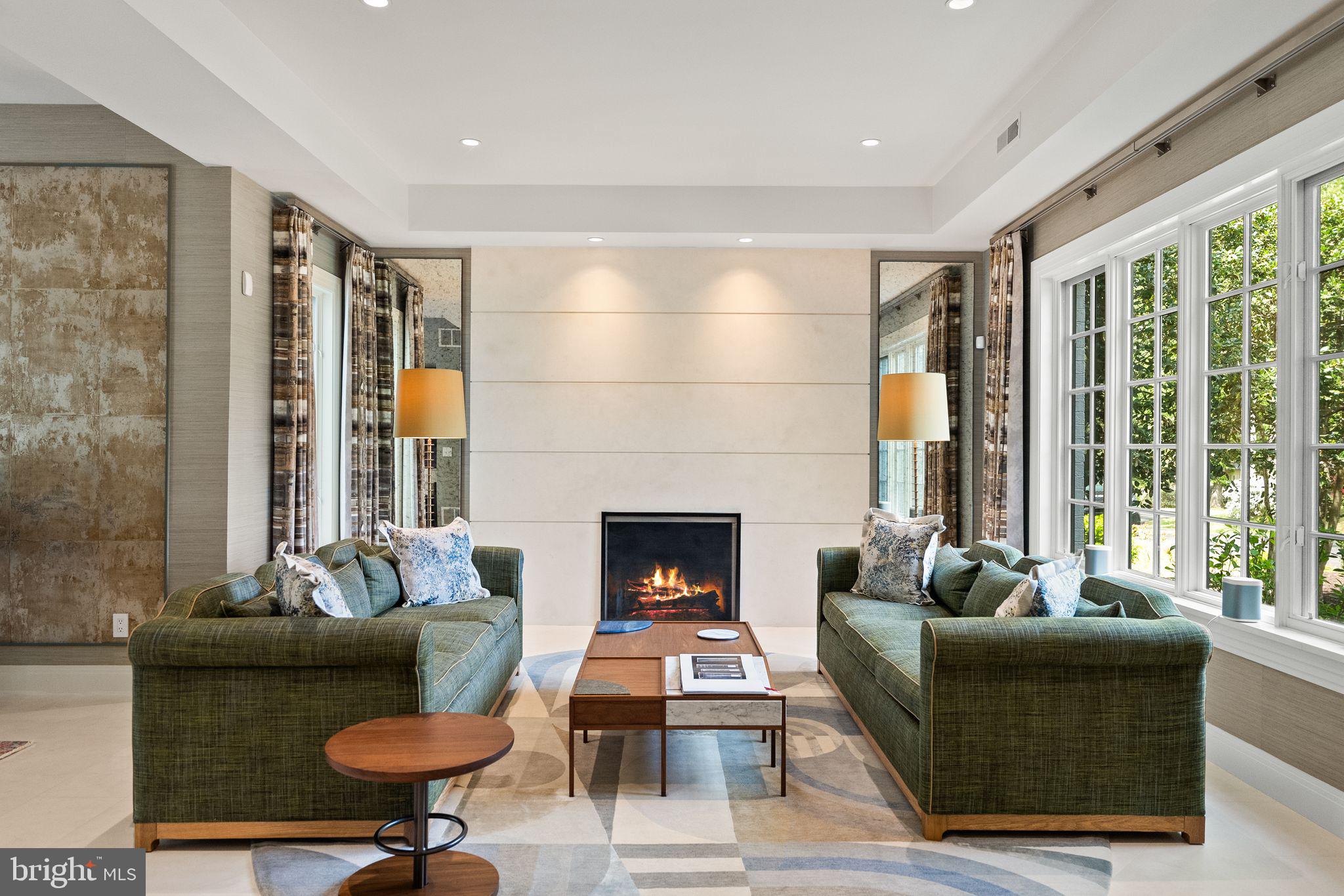 BANNOCKBURN ESTATES - Residential