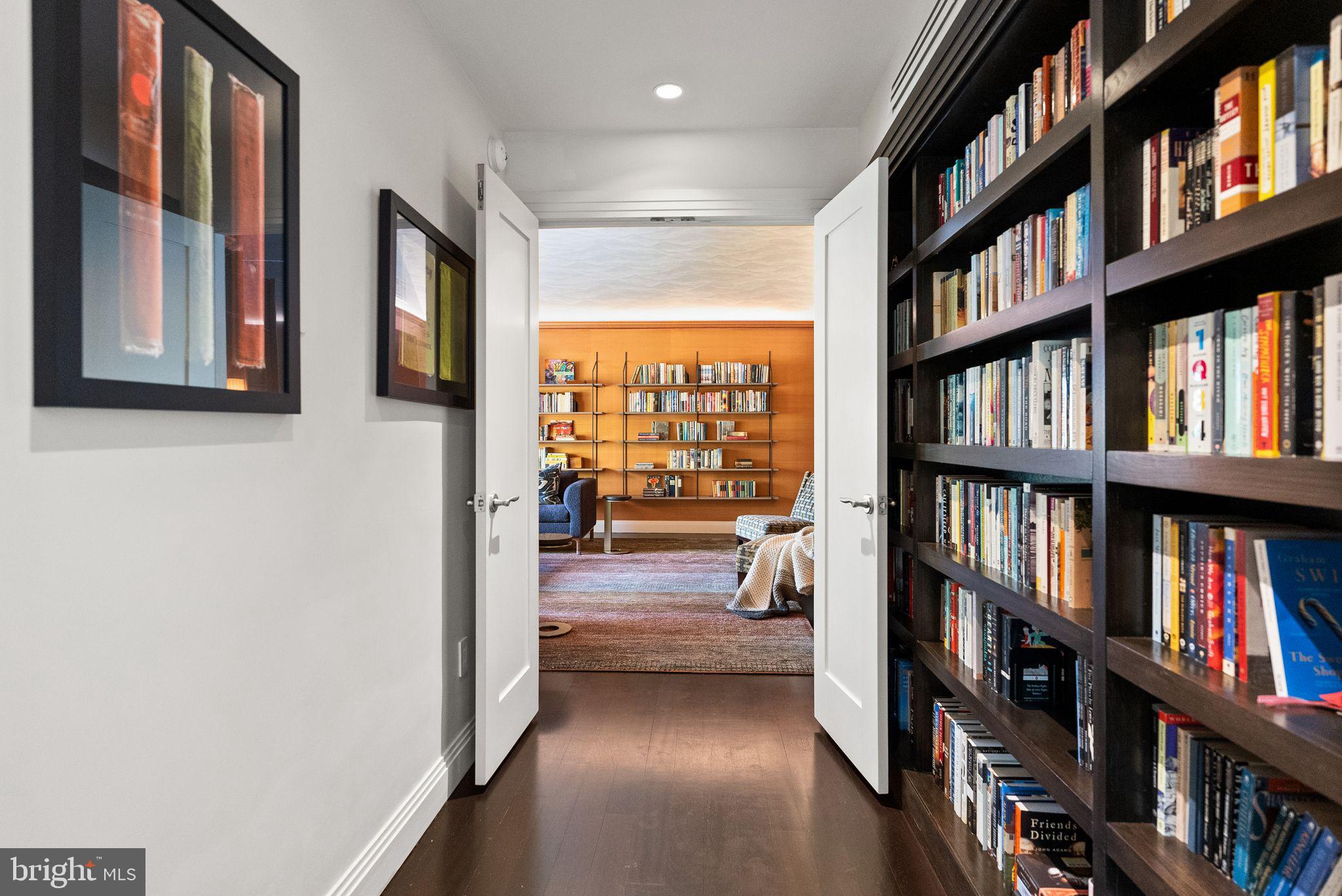 BANNOCKBURN ESTATES - Residential