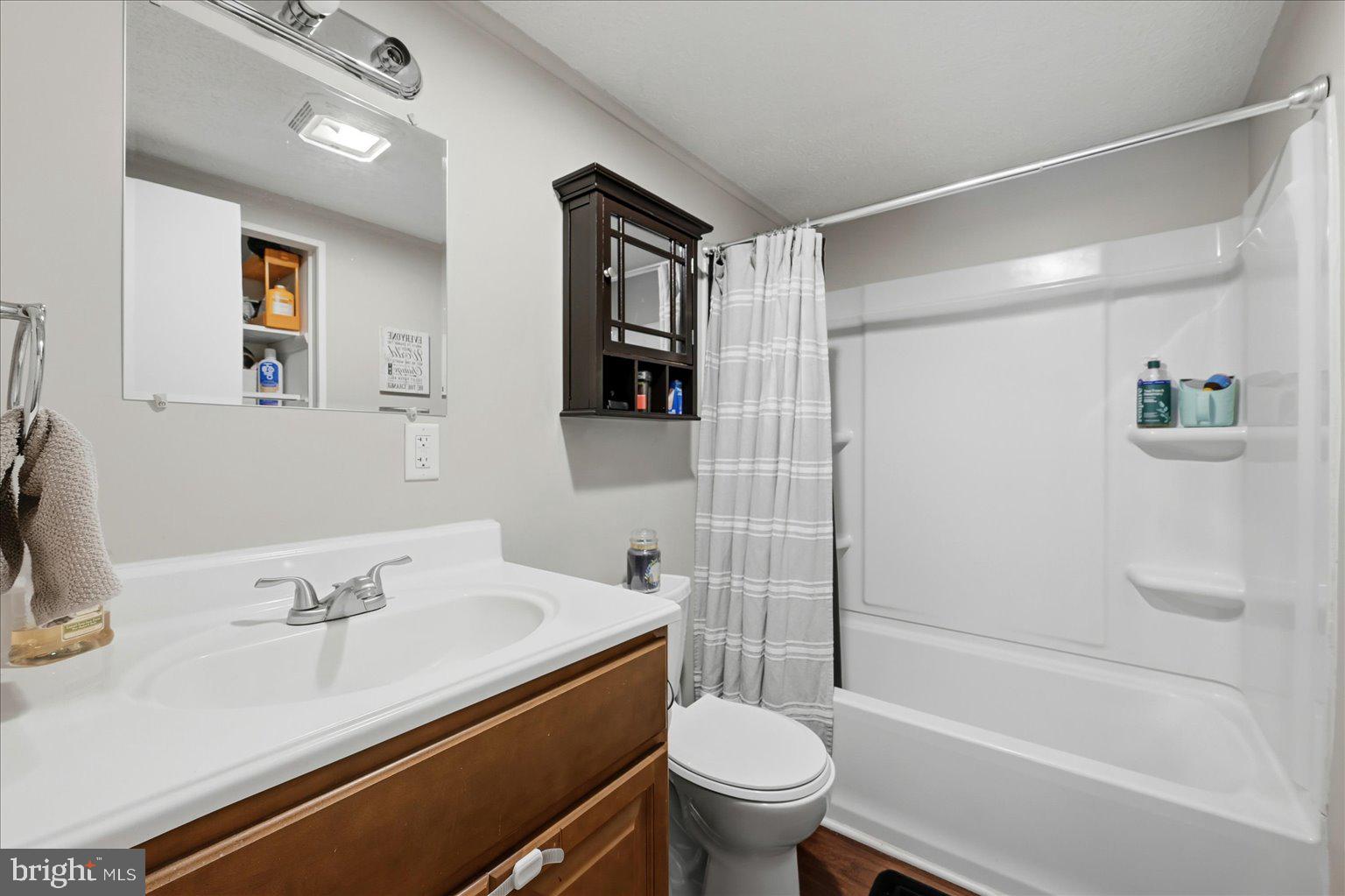 SLEEPY HOLLOW - Residential