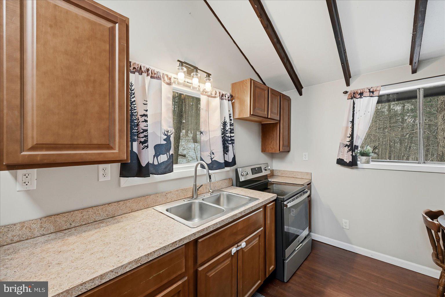 SLEEPY HOLLOW - Residential