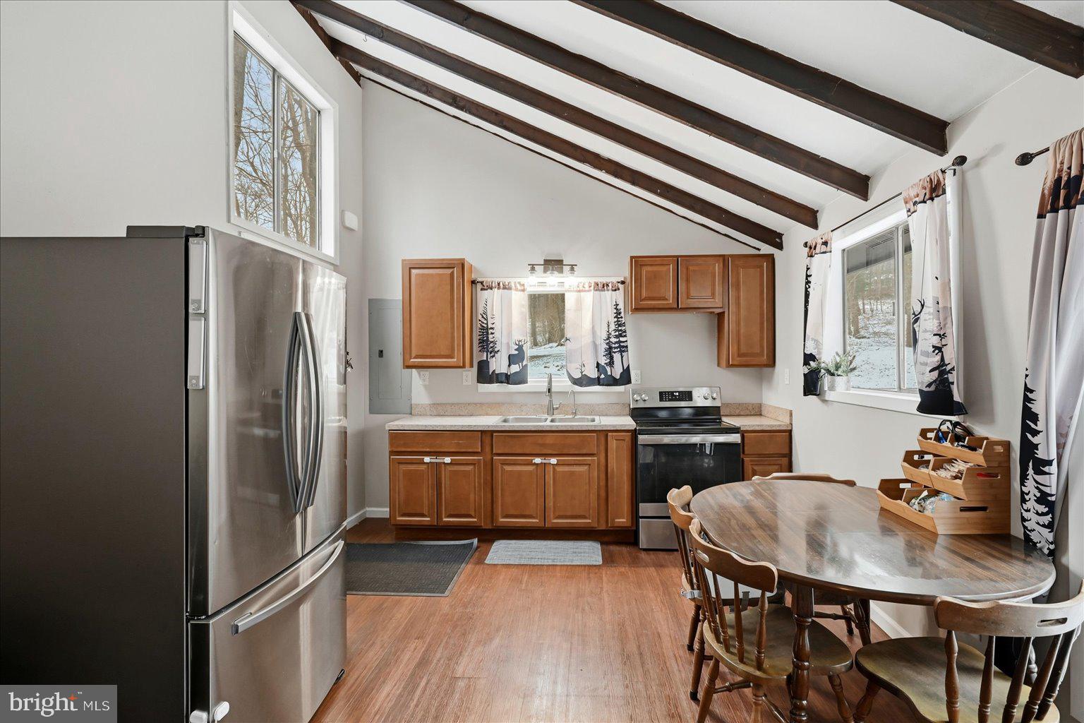 SLEEPY HOLLOW - Residential