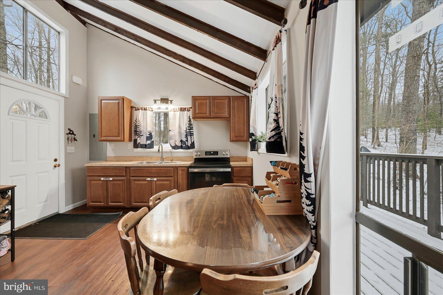 SLEEPY HOLLOW - Residential