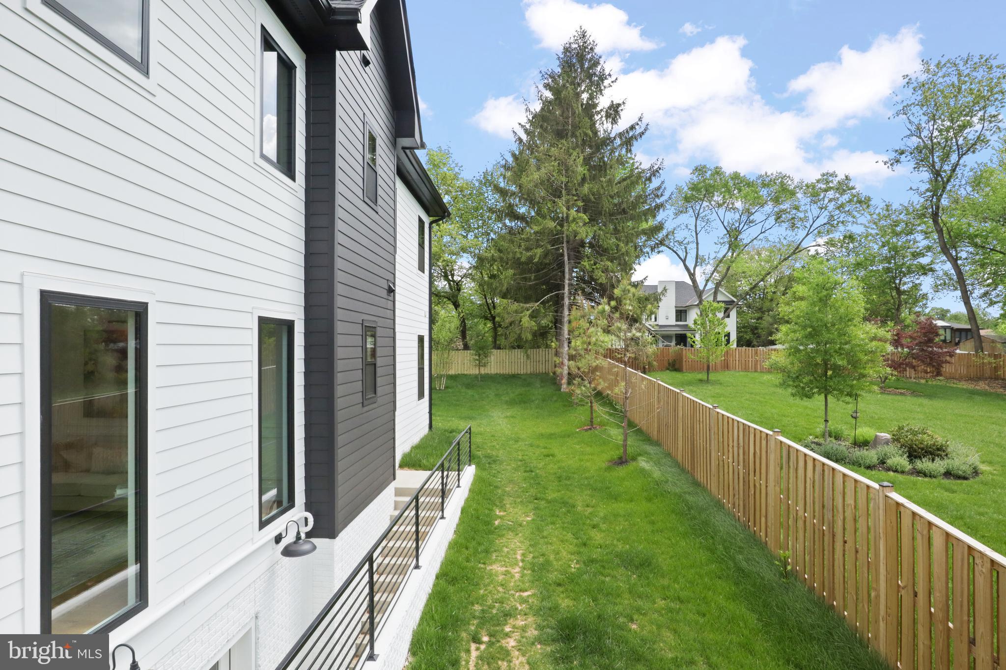 LITTLE VIENNA ESTATES - Residential