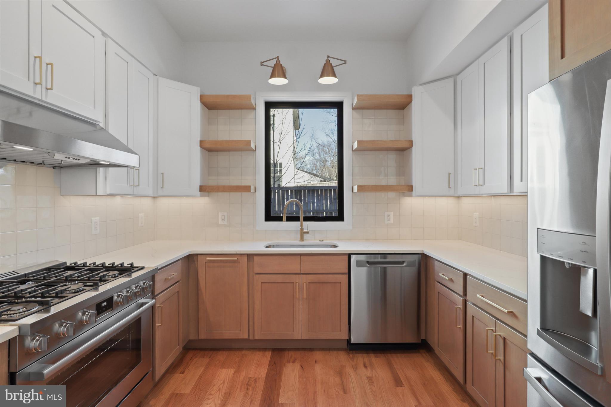 LITTLE VIENNA ESTATES - Residential