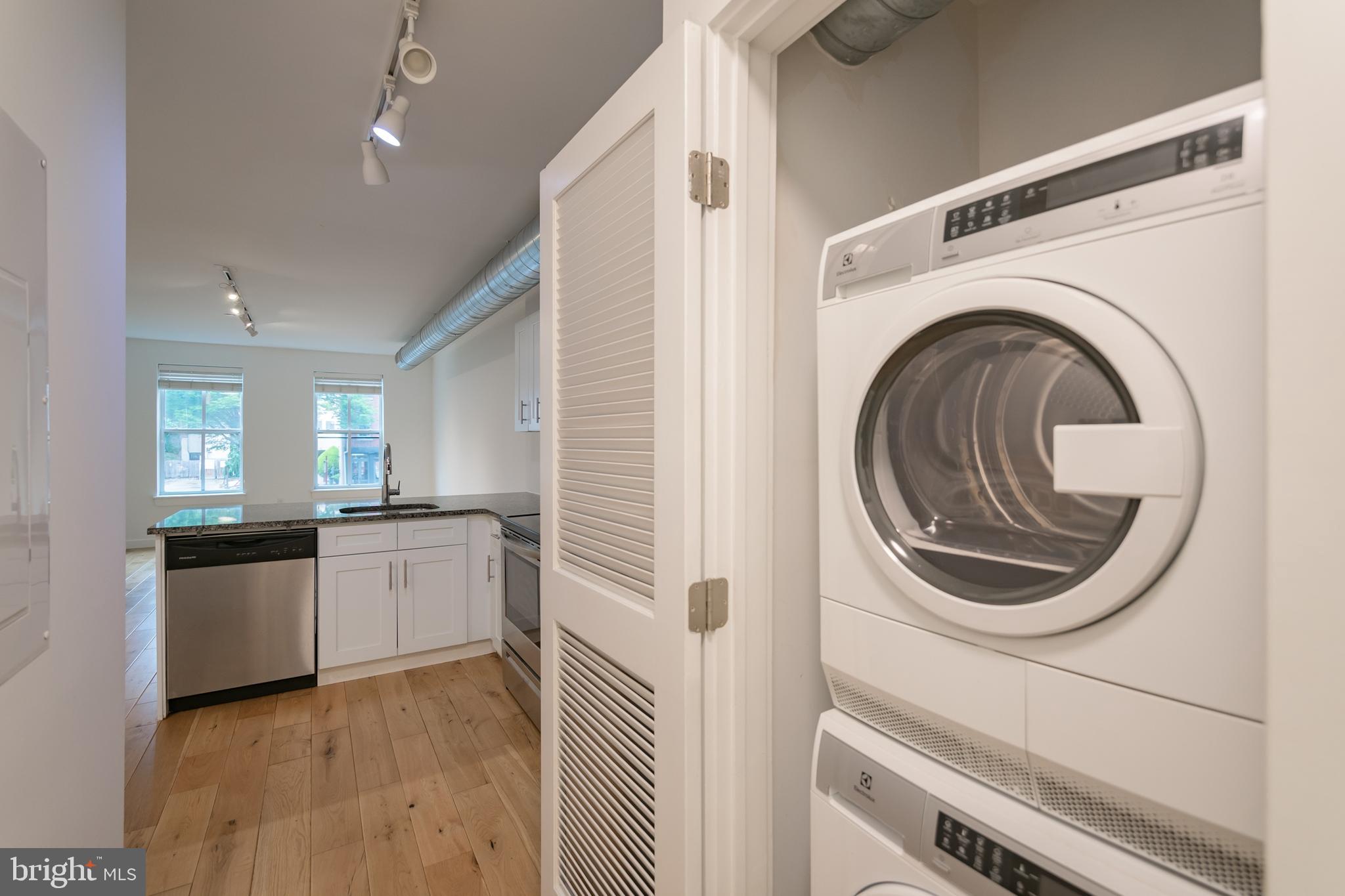 OLD CITY - Residential Lease