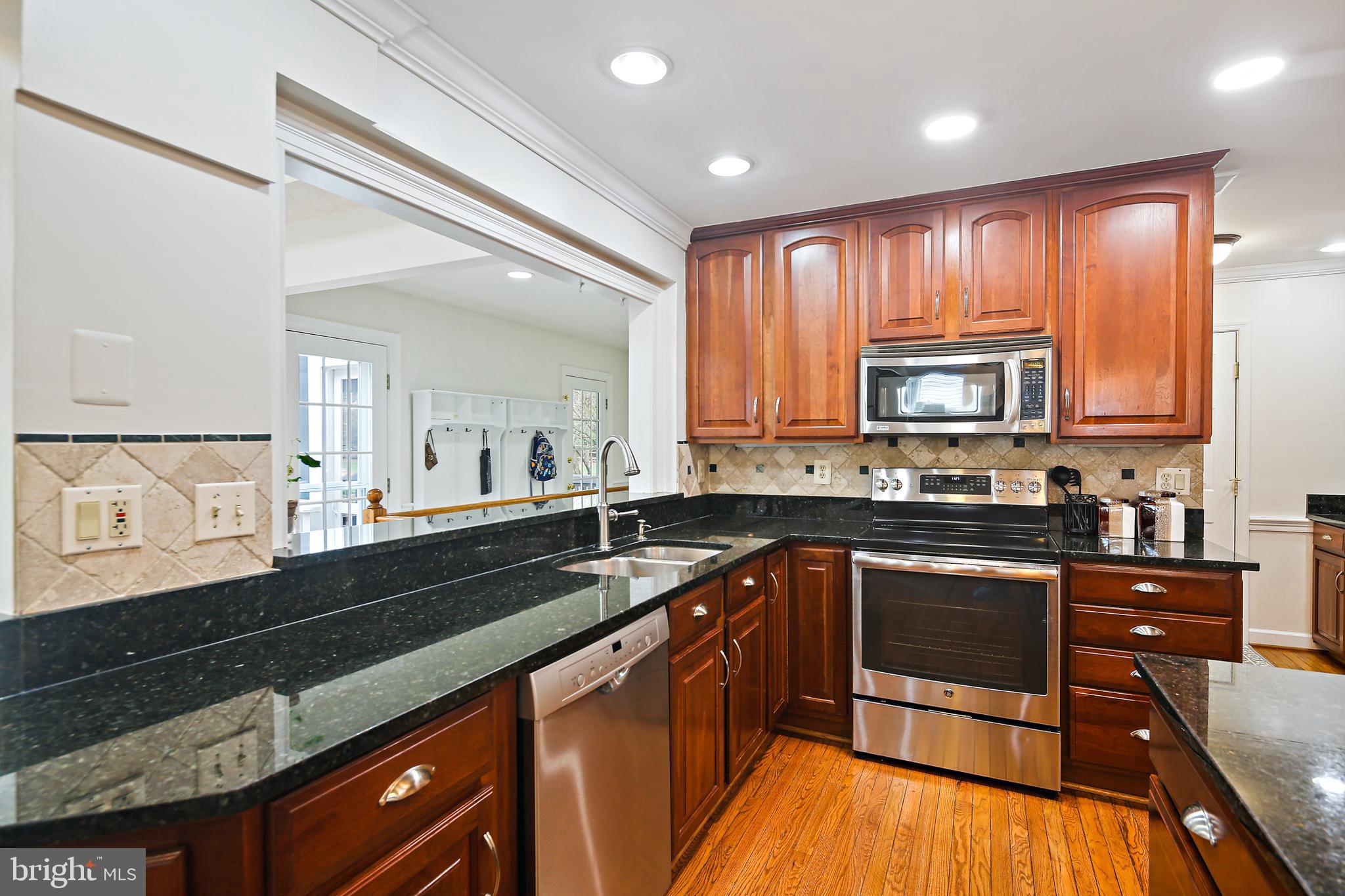 DUFIEF MILL ESTATES - Residential