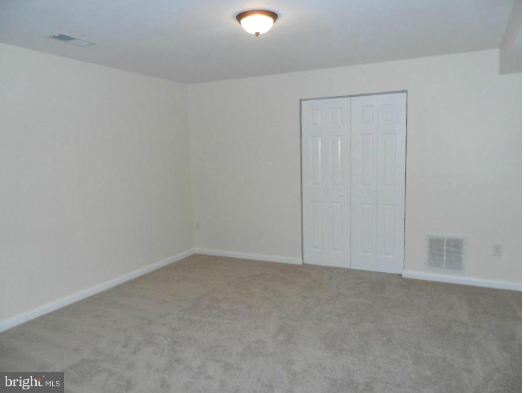 NETHERDALE - Residential Lease