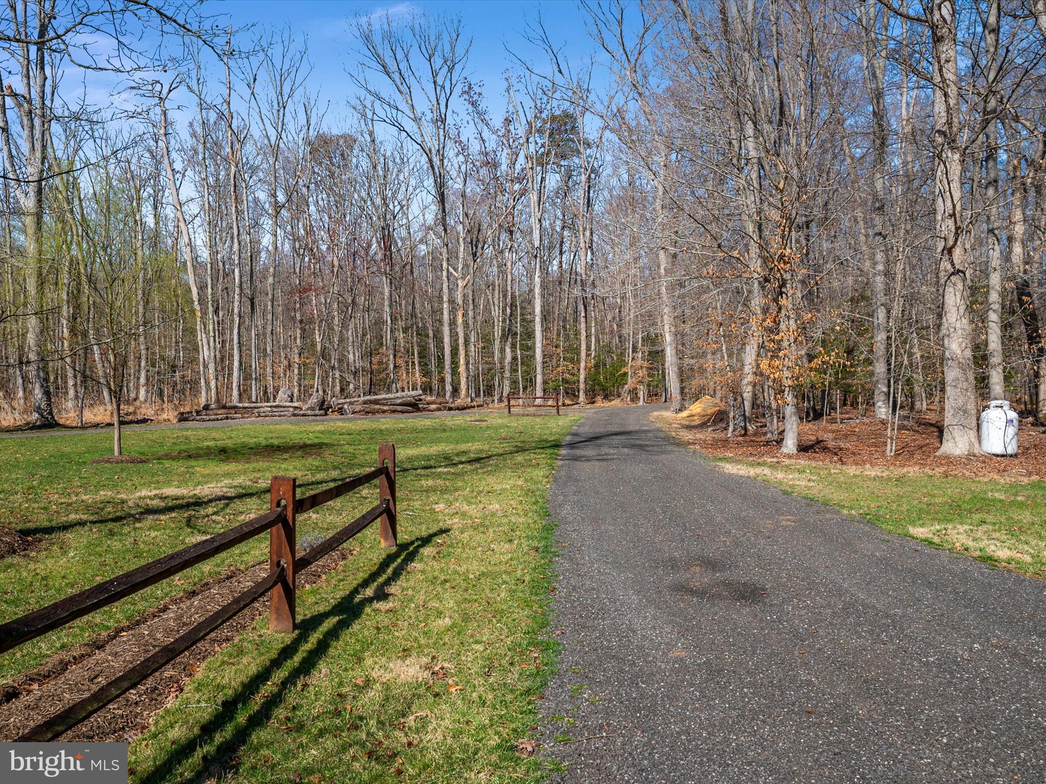 FOREST FIELD - Residential