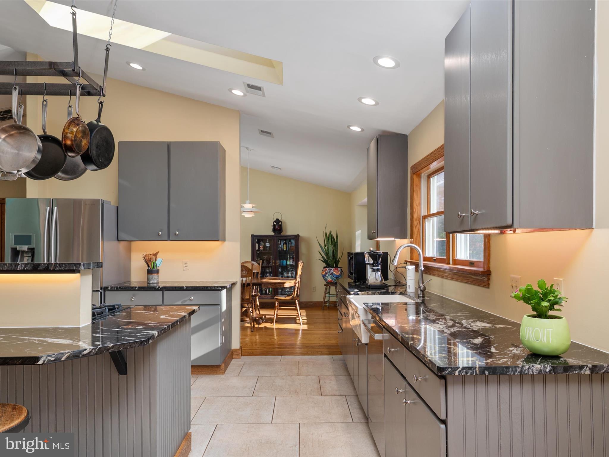 FOREST FIELD - Residential