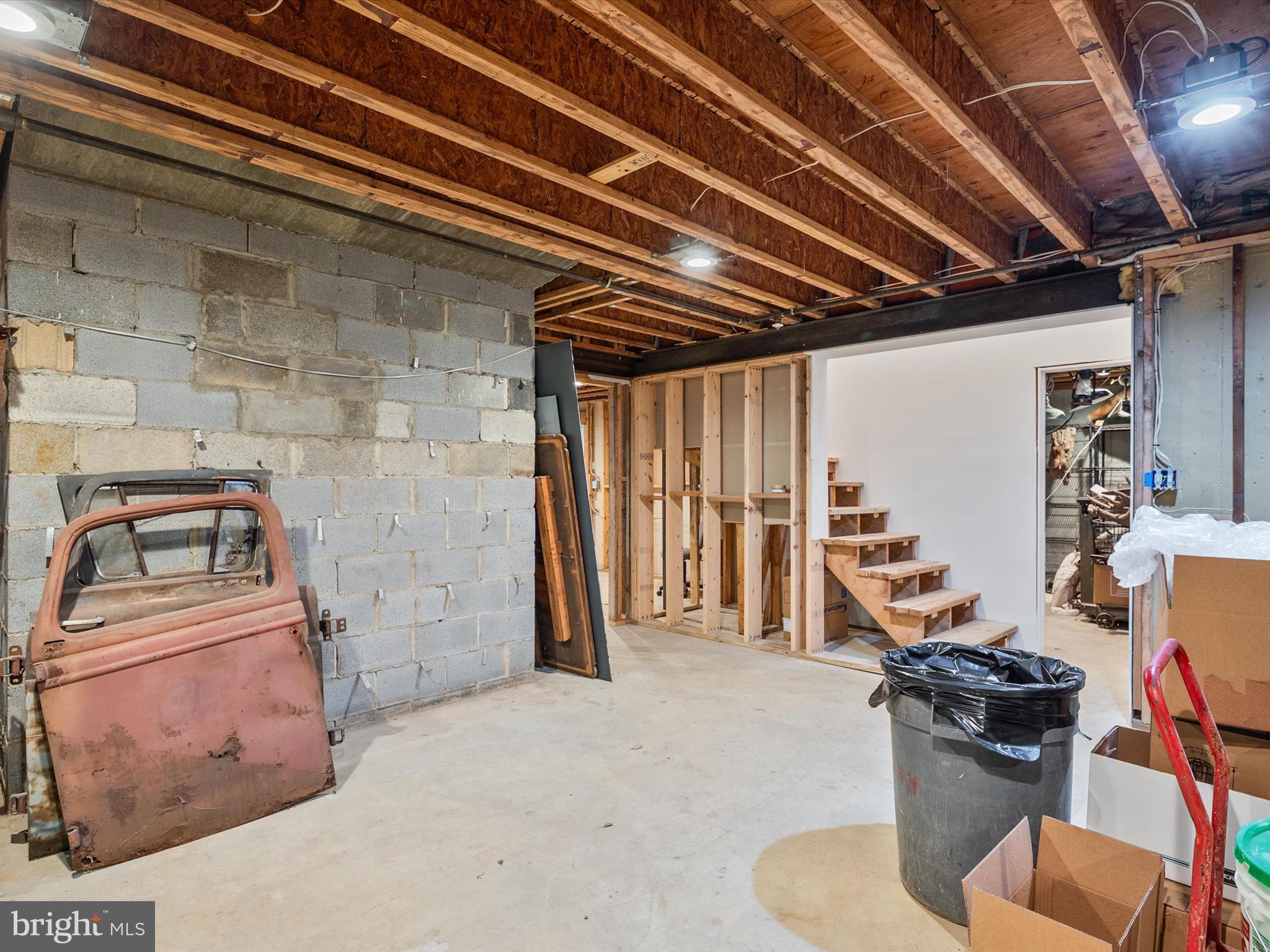 FOREST FIELD - Residential