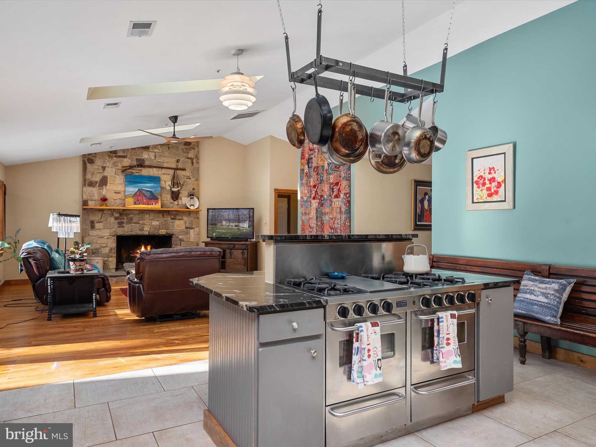 FOREST FIELD - Residential