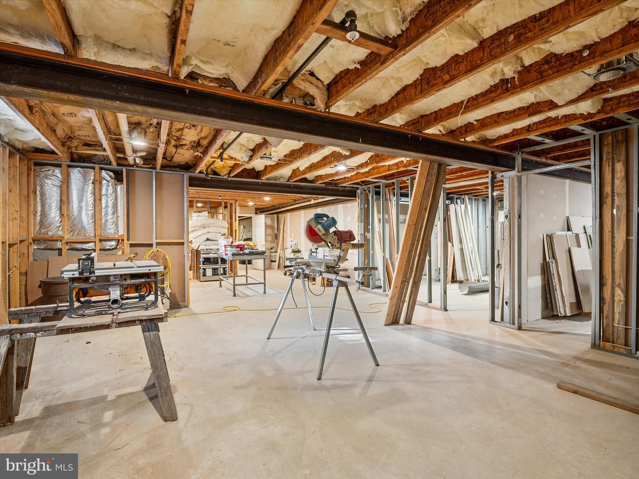 FOREST FIELD - Residential