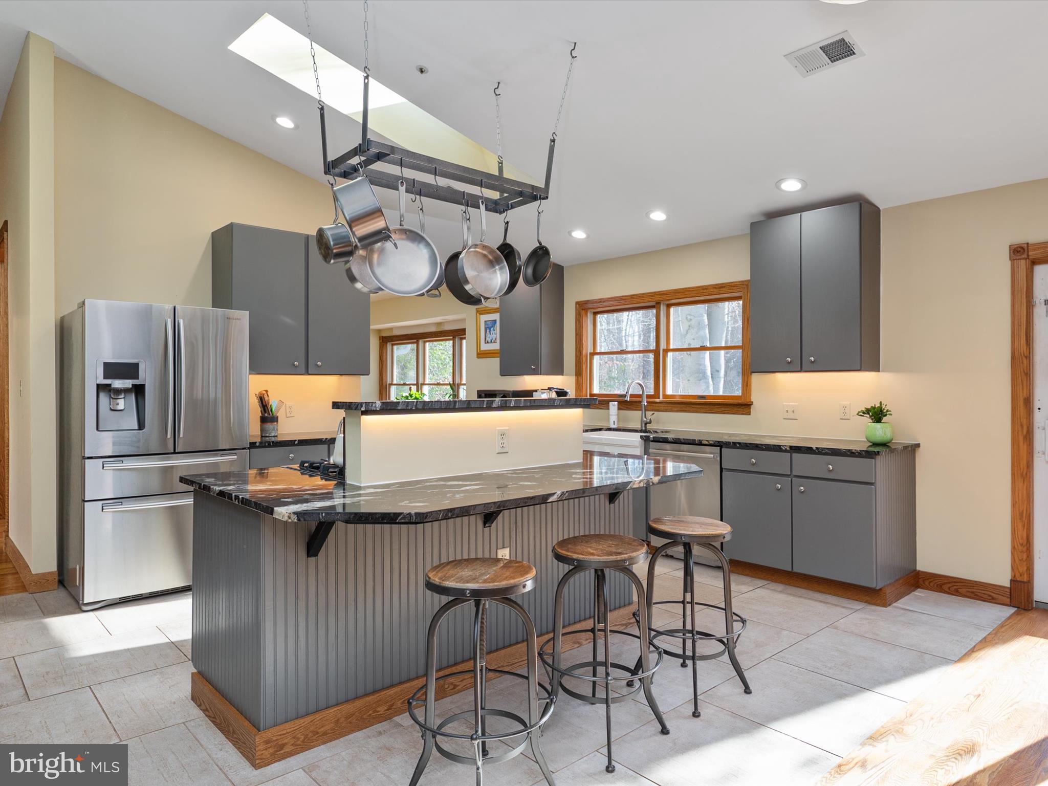 FOREST FIELD - Residential