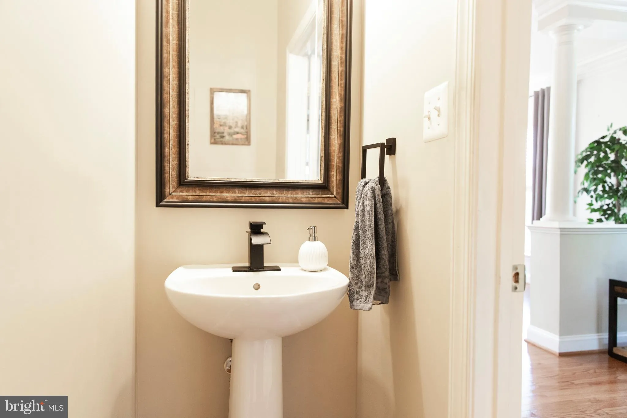 Clarksburg, Maryland 20871, United States, 4 Bedrooms Bedrooms, ,4 BathroomsBathrooms,Residential,Active,167004