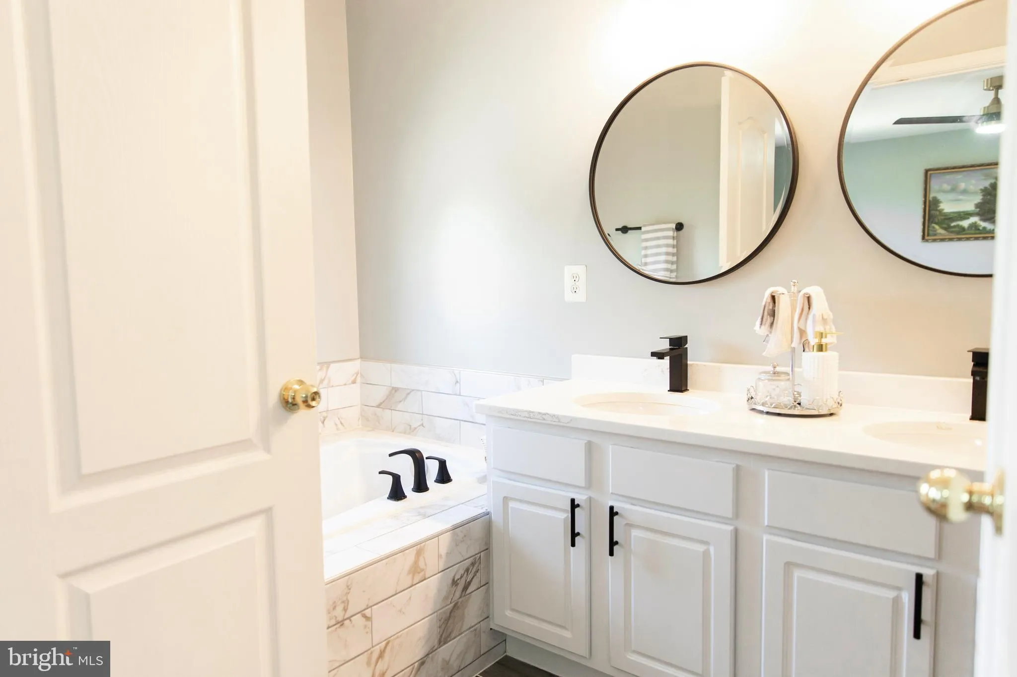 Clarksburg, Maryland 20871, United States, 4 Bedrooms Bedrooms, ,4 BathroomsBathrooms,Residential,Active,167004