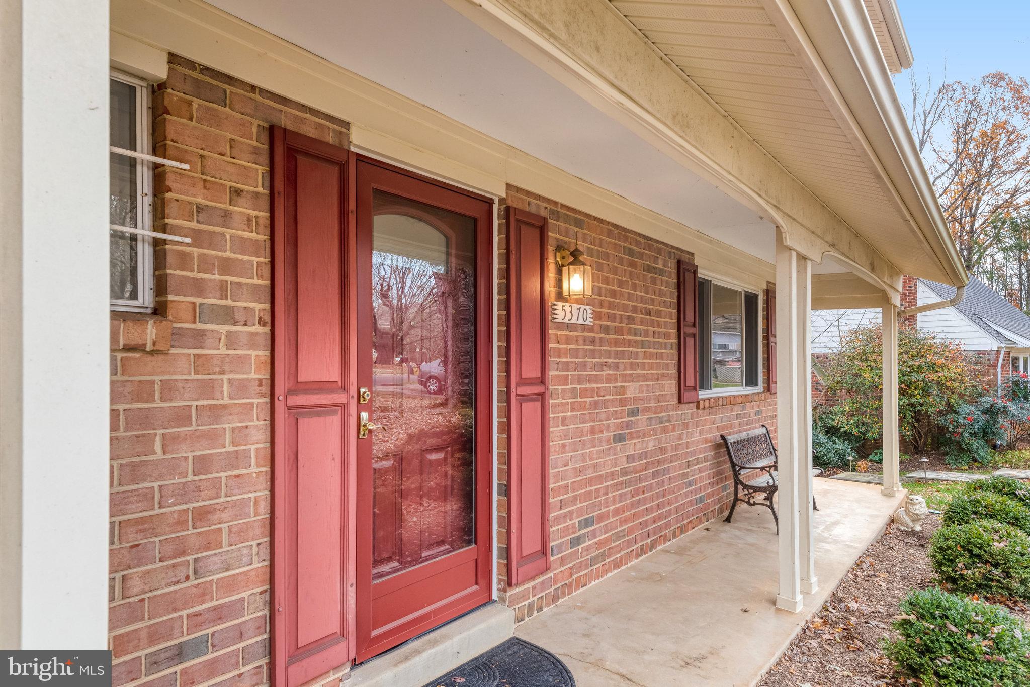 5370 GAINSBOROUGH DRIVE