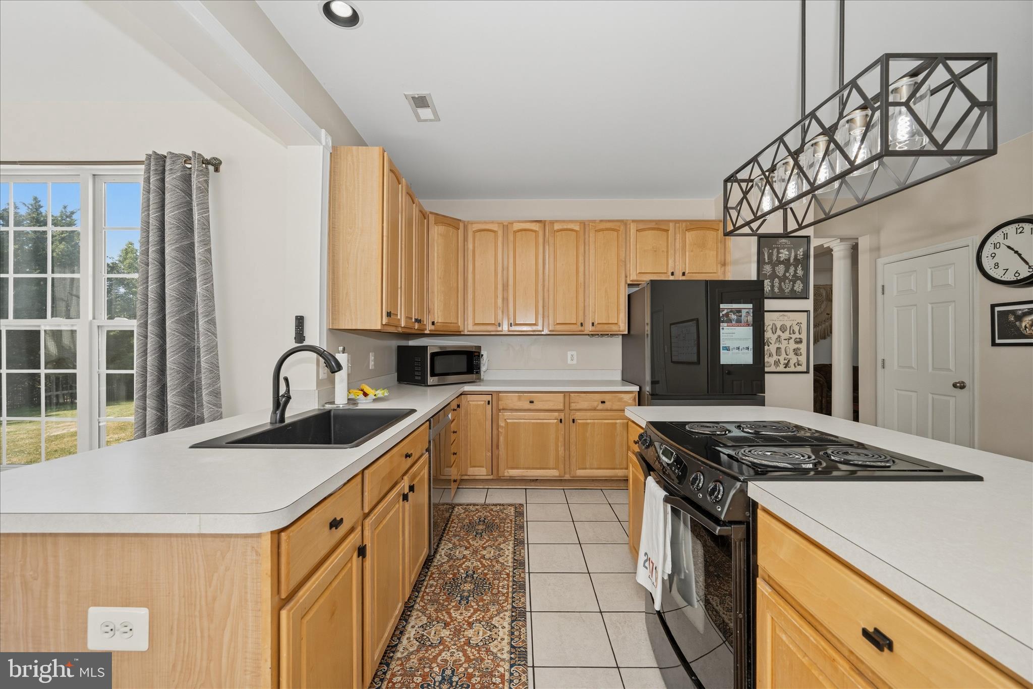CRESTVIEW - Residential