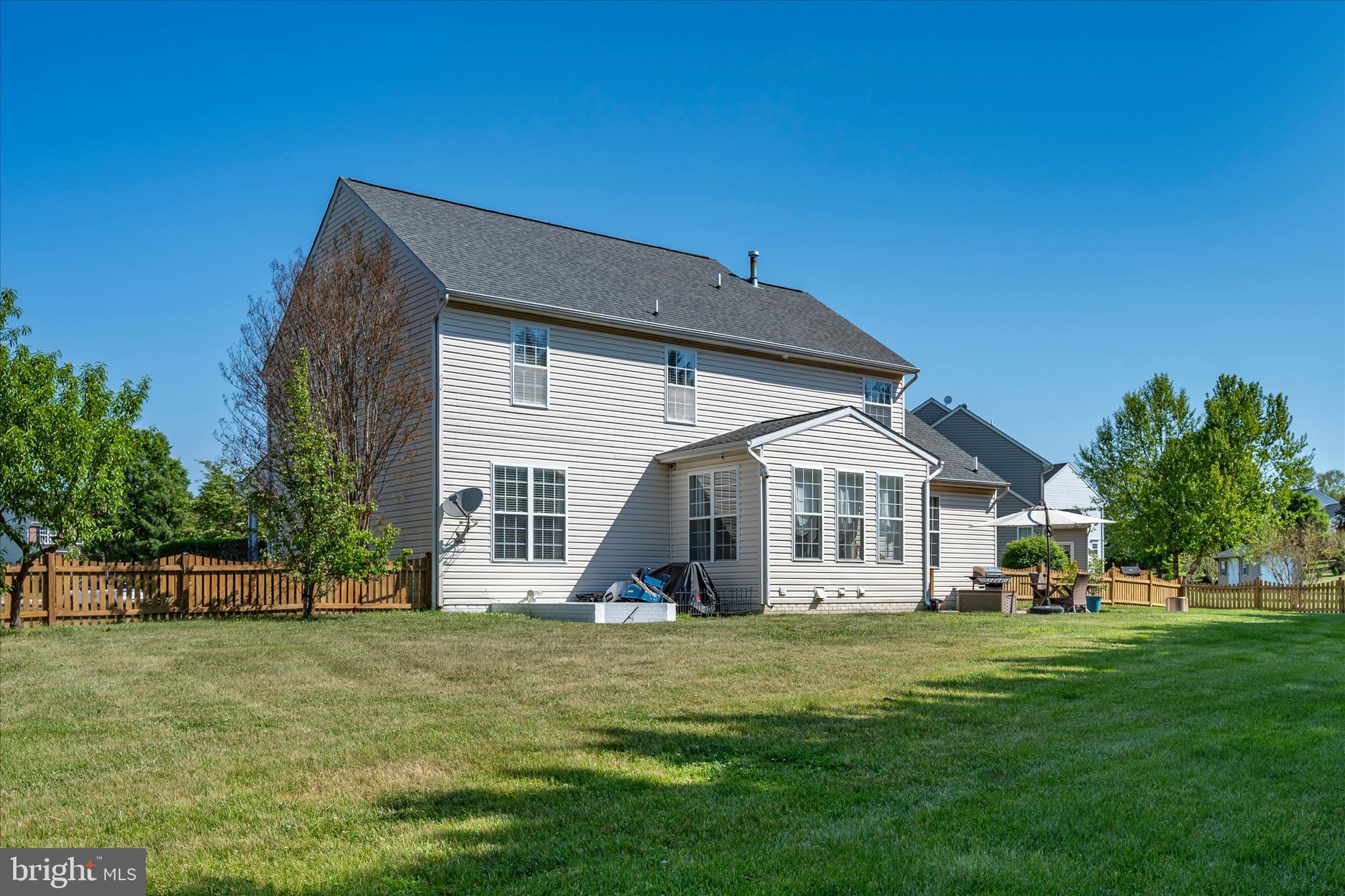 CRESTVIEW - Residential