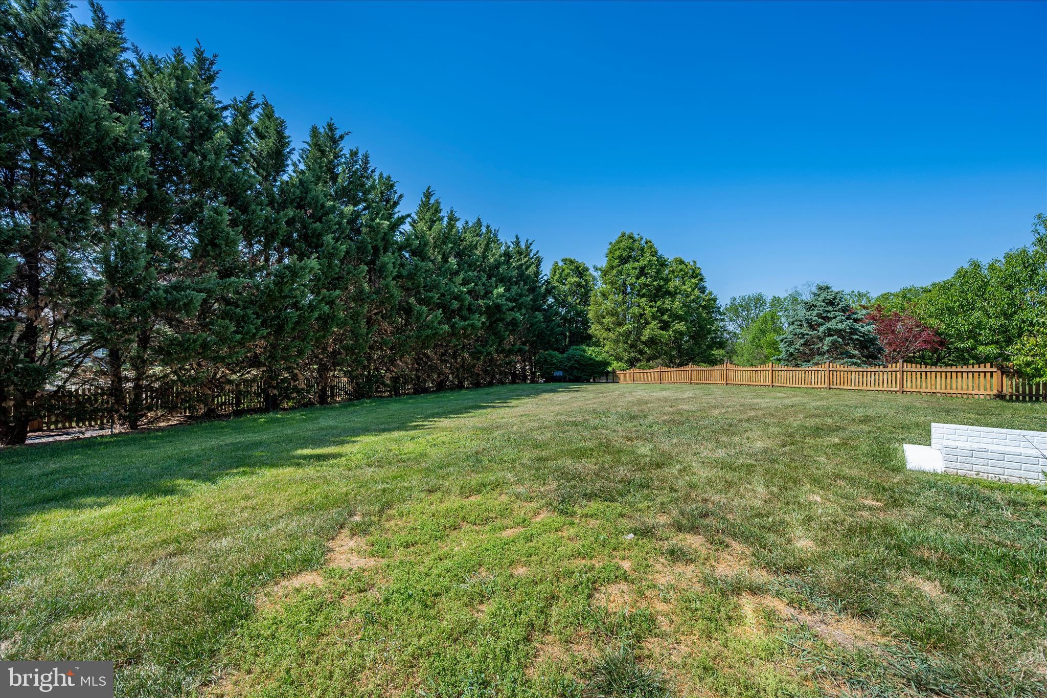CRESTVIEW - Residential