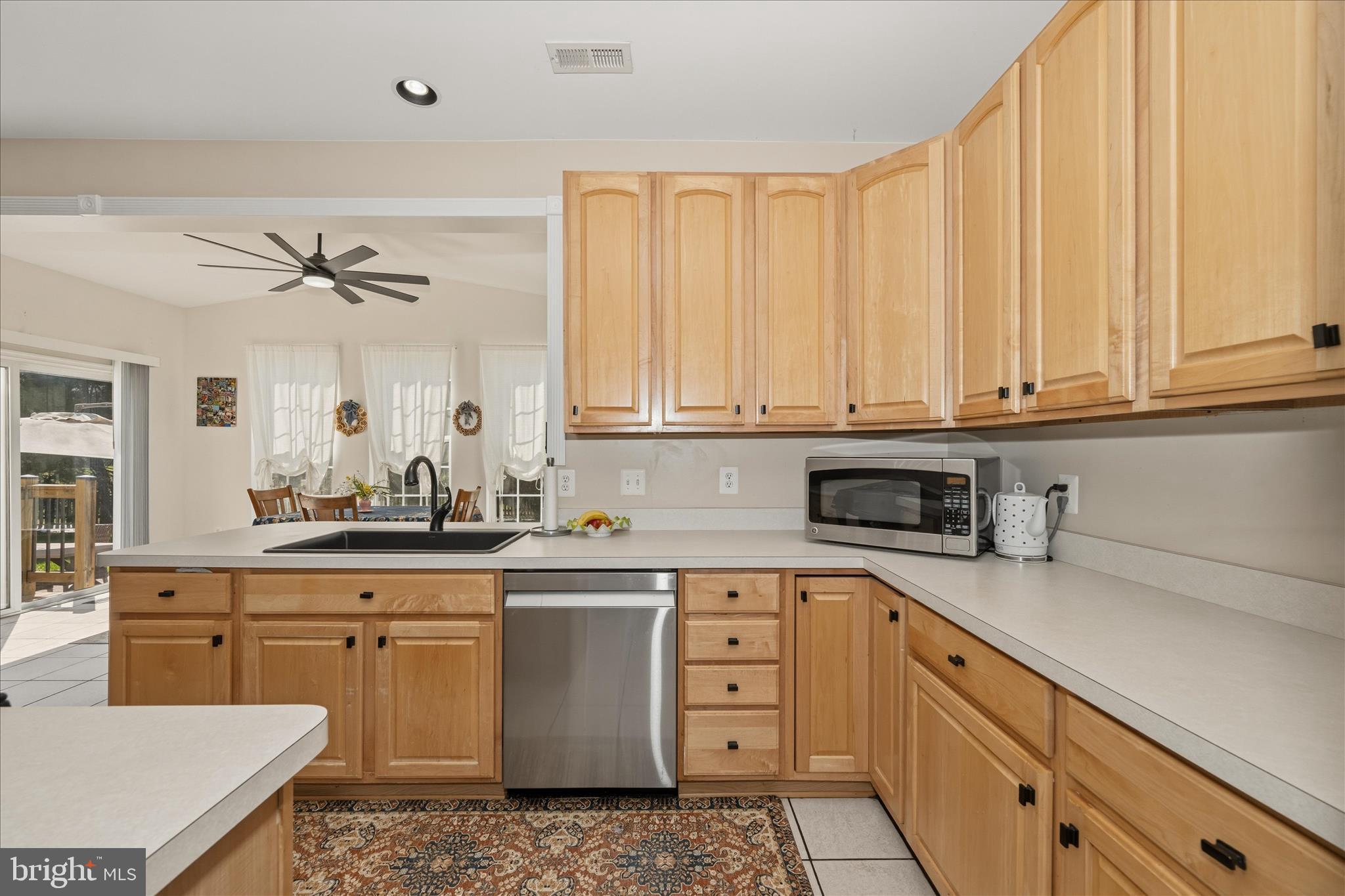 CRESTVIEW - Residential