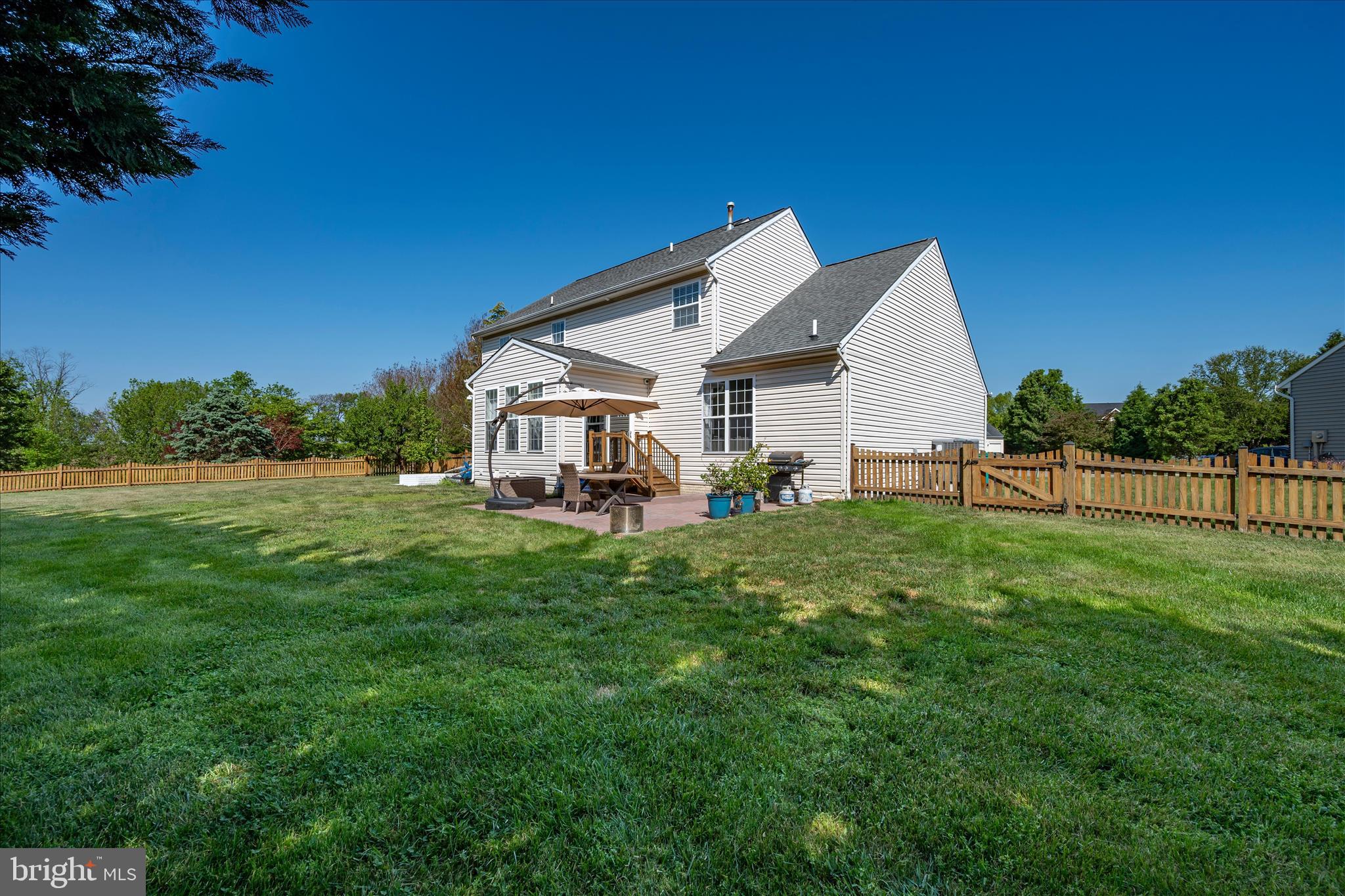 CRESTVIEW - Residential