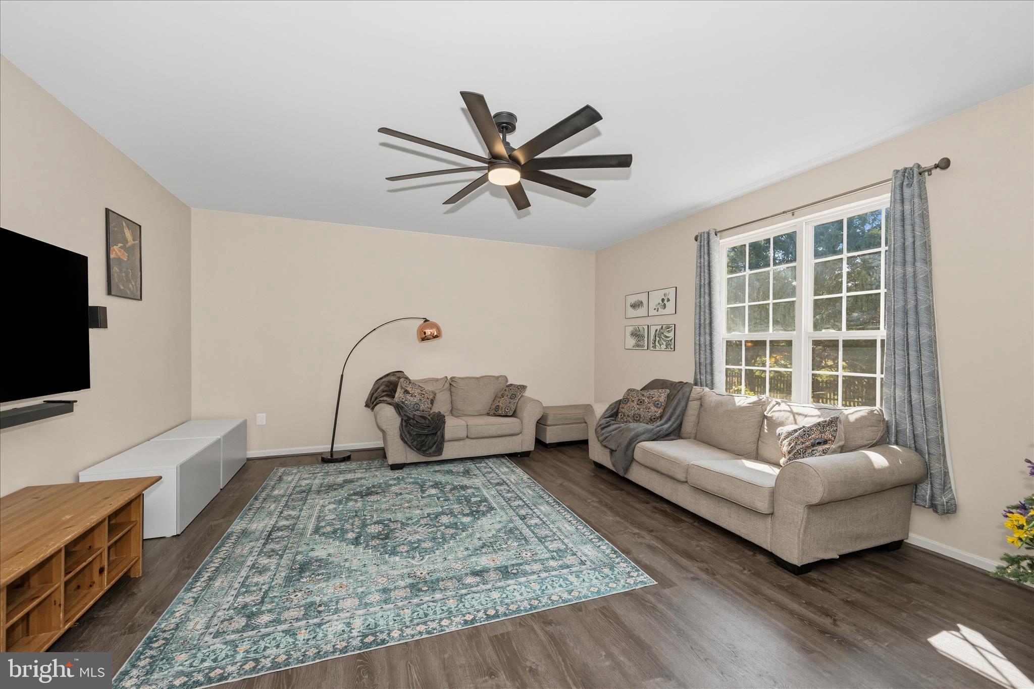 CRESTVIEW - Residential