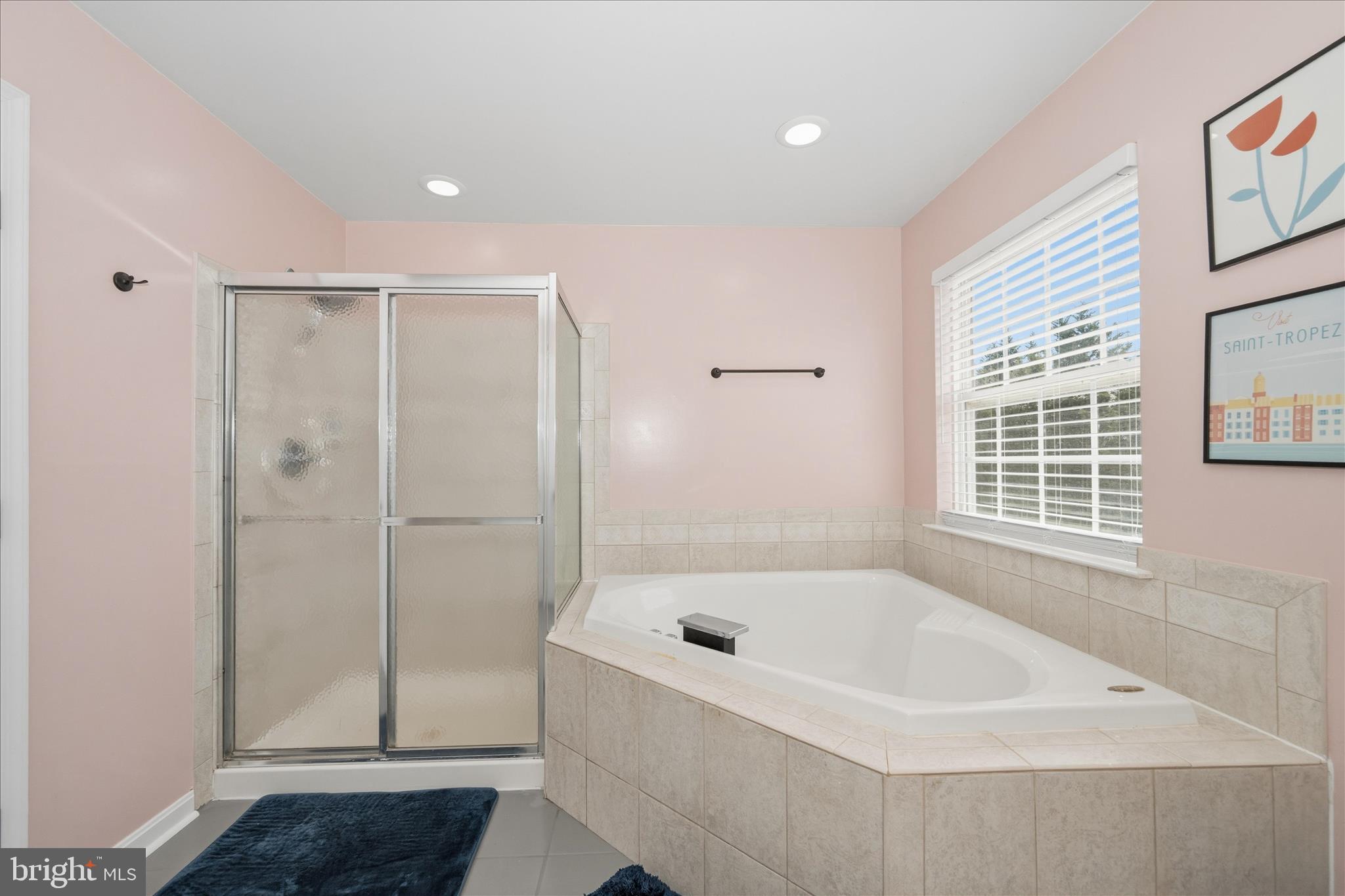 CRESTVIEW - Residential