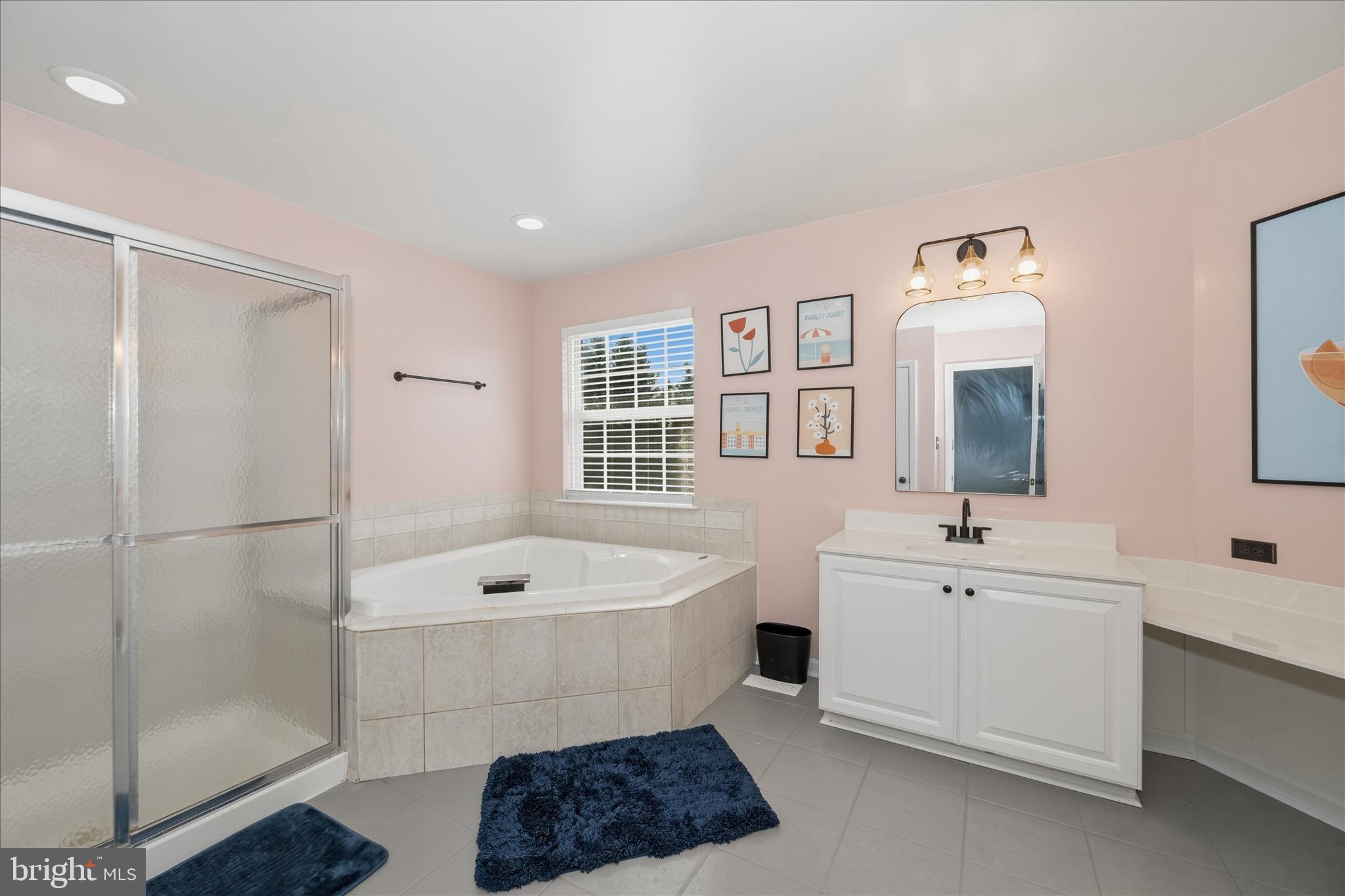 CRESTVIEW - Residential