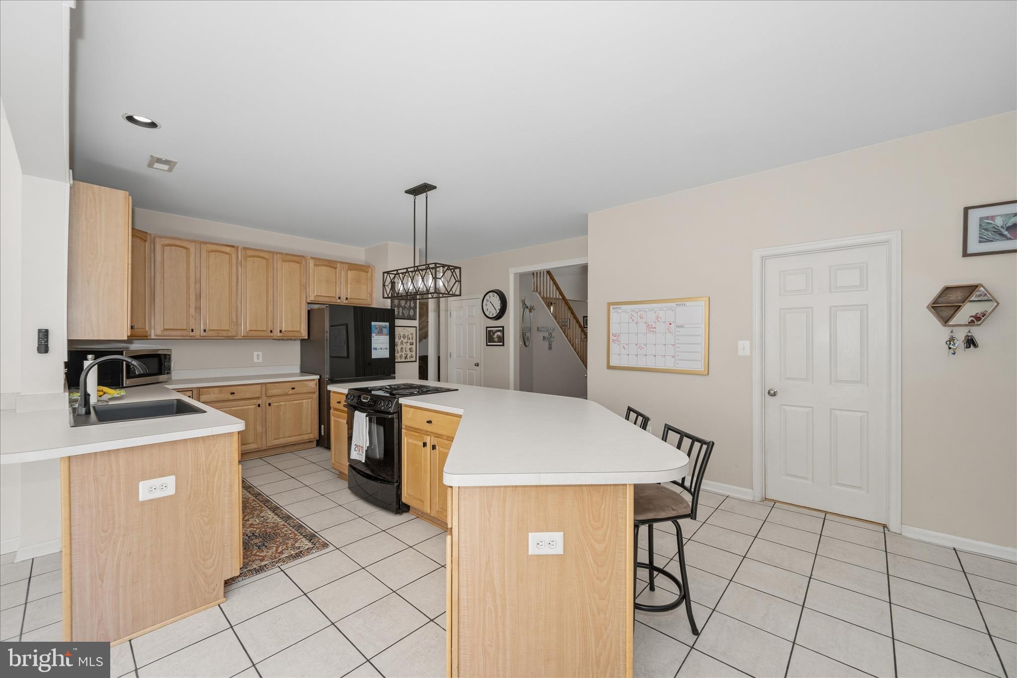 CRESTVIEW - Residential