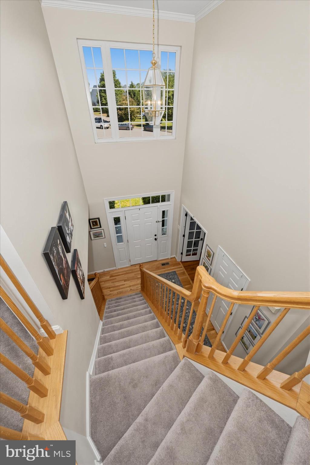 CRESTVIEW - Residential