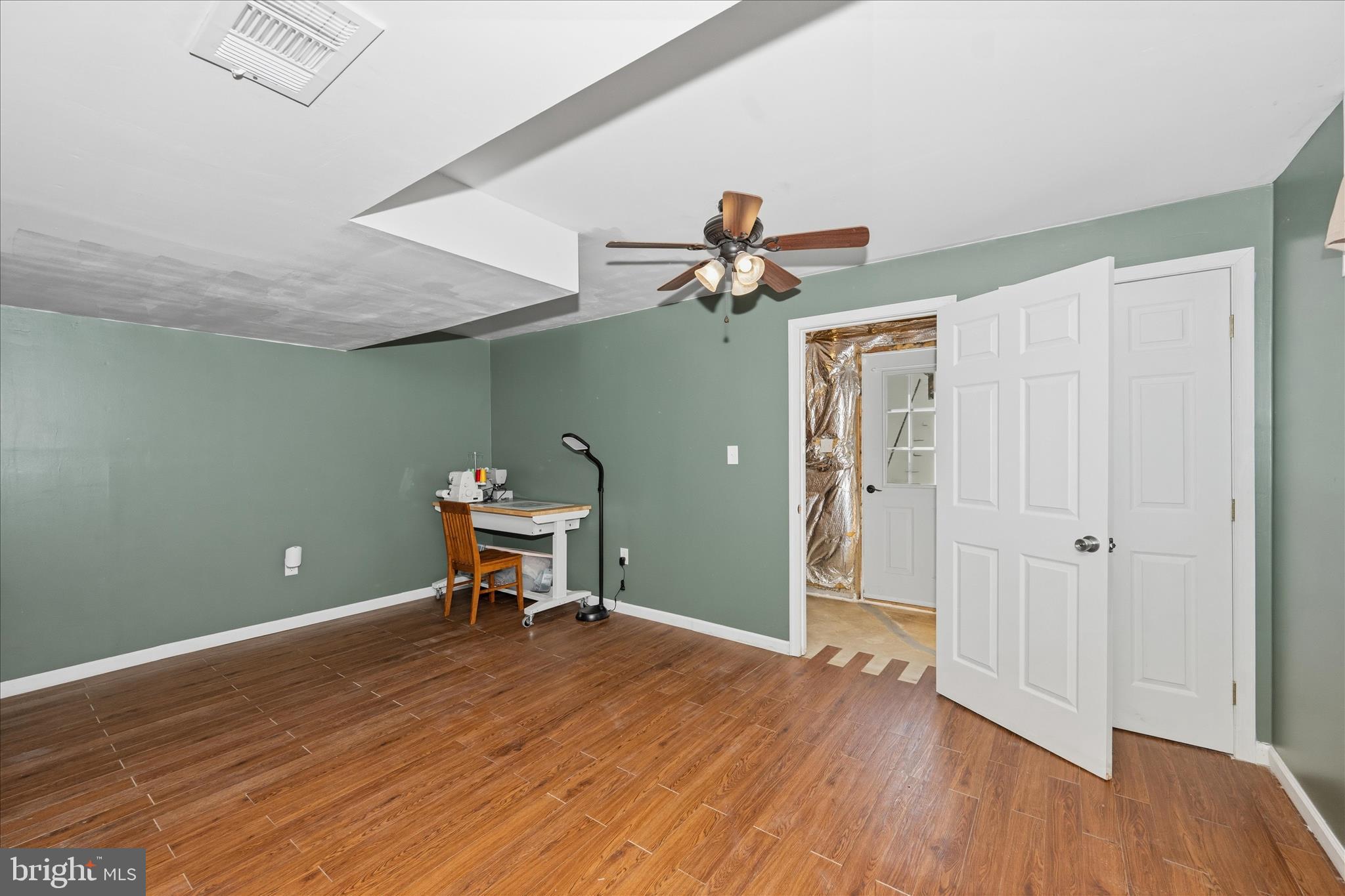 CRESTVIEW - Residential