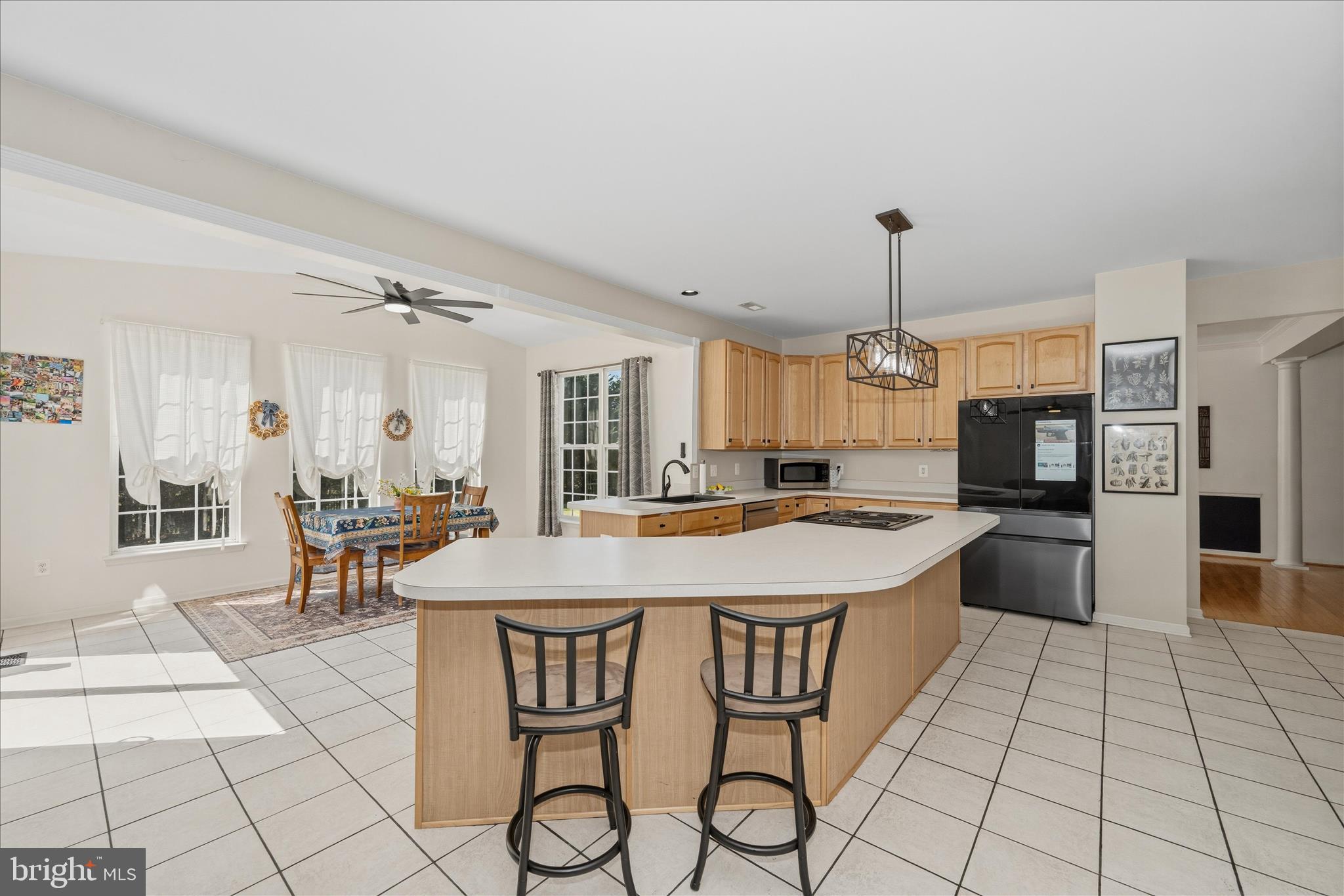 CRESTVIEW - Residential