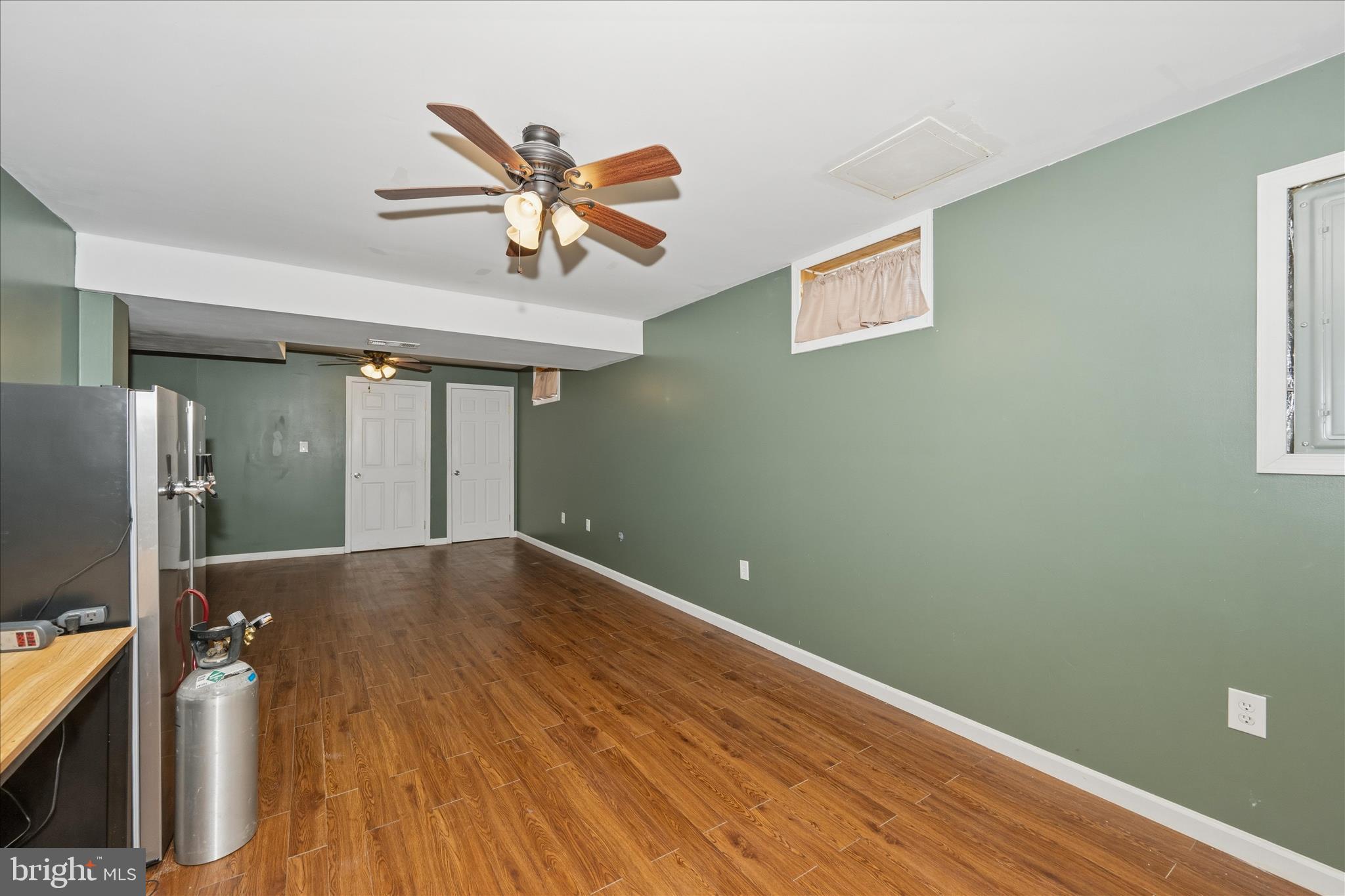 CRESTVIEW - Residential